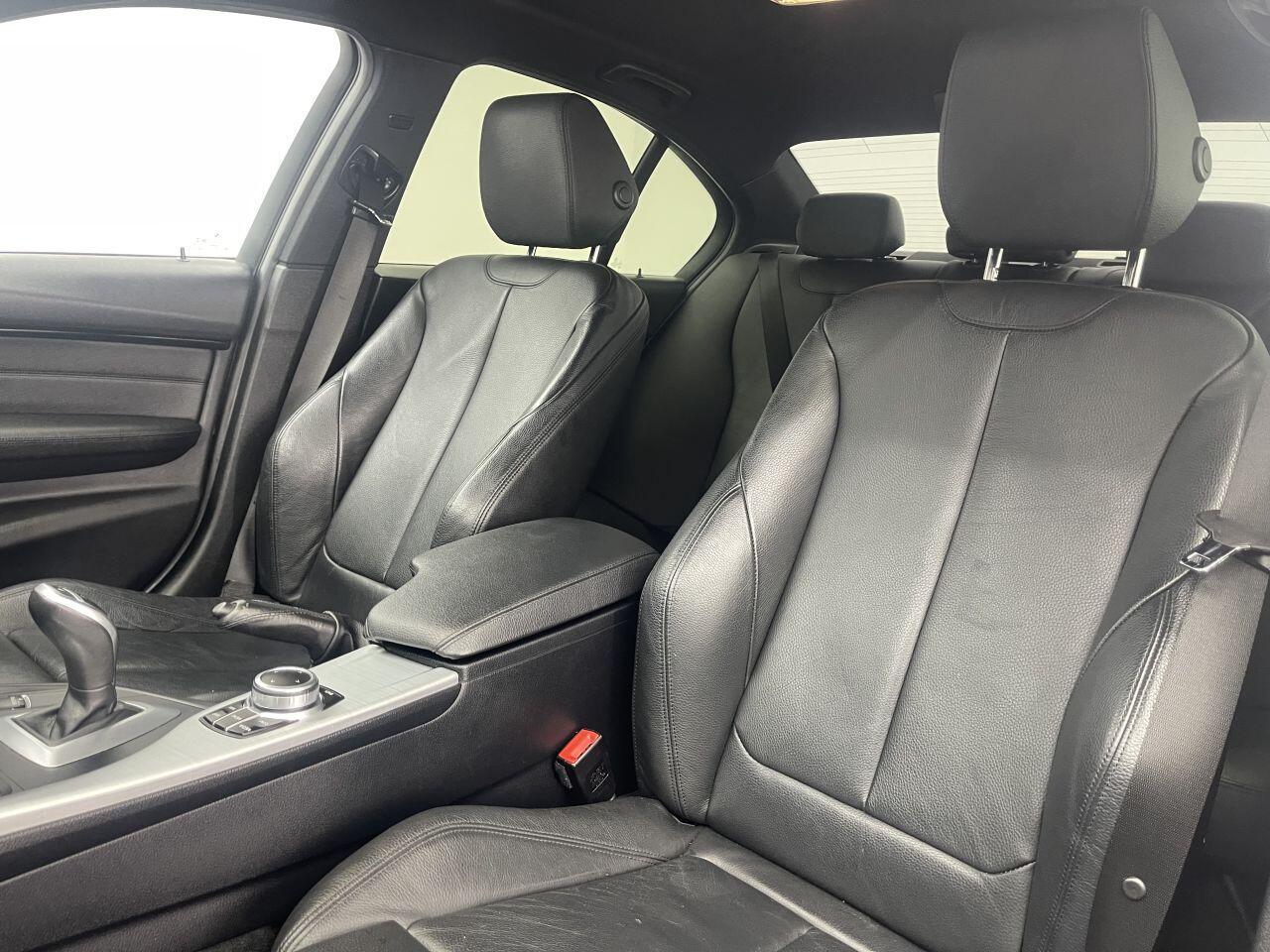 BMW 3 Series - Image 12