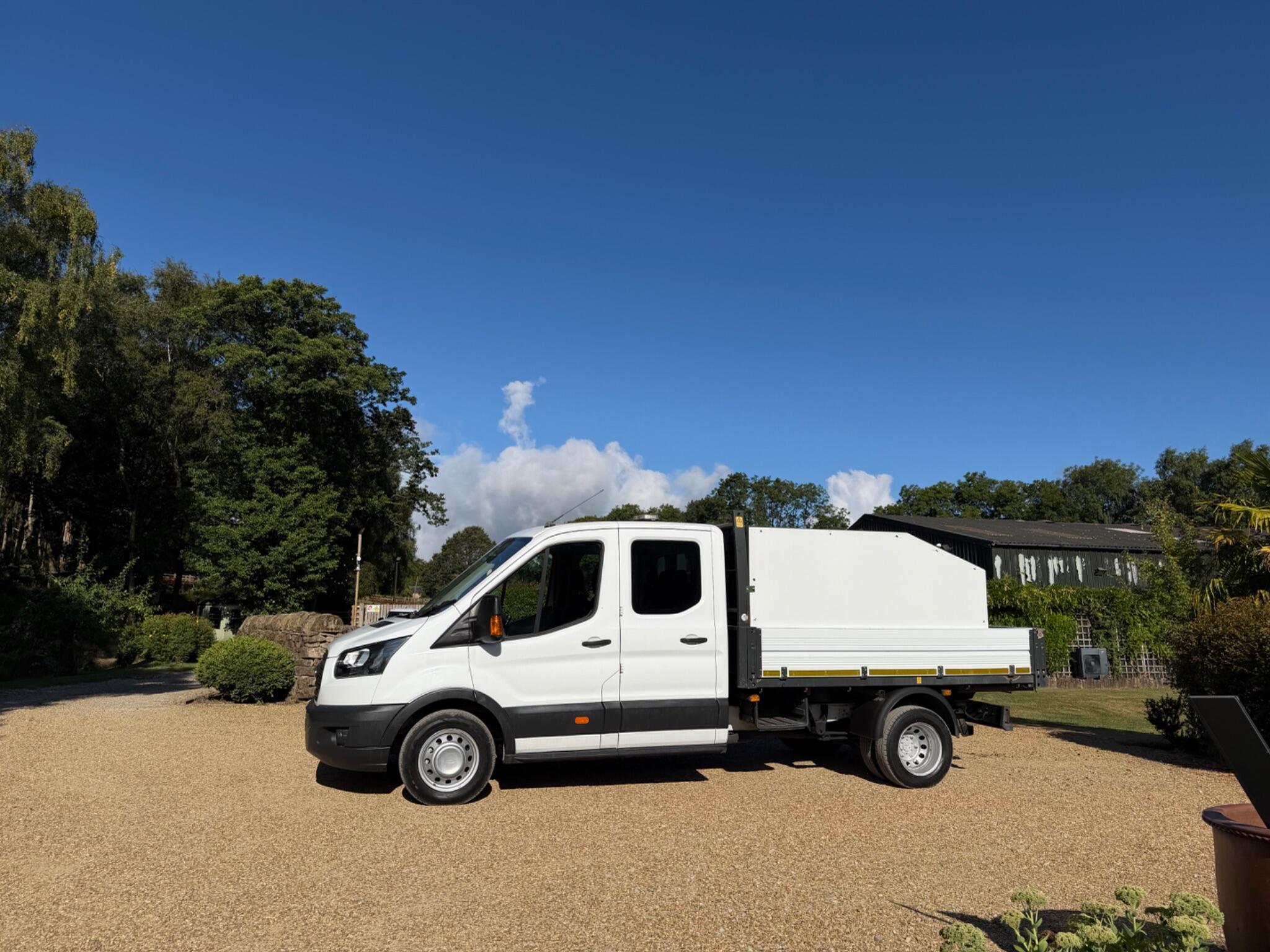 Ford Transit - Image 8