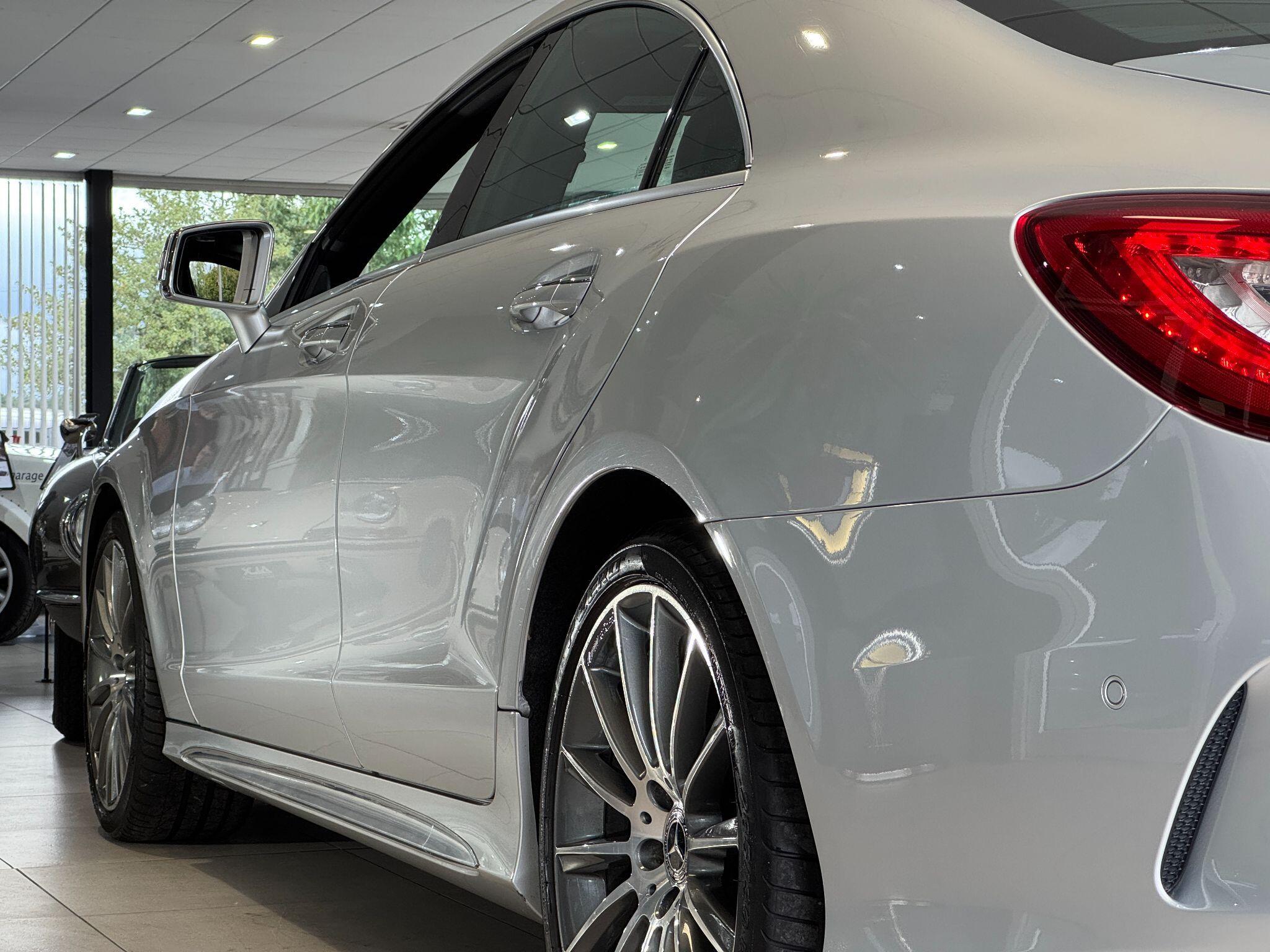 Mercedes CLS - Image 11