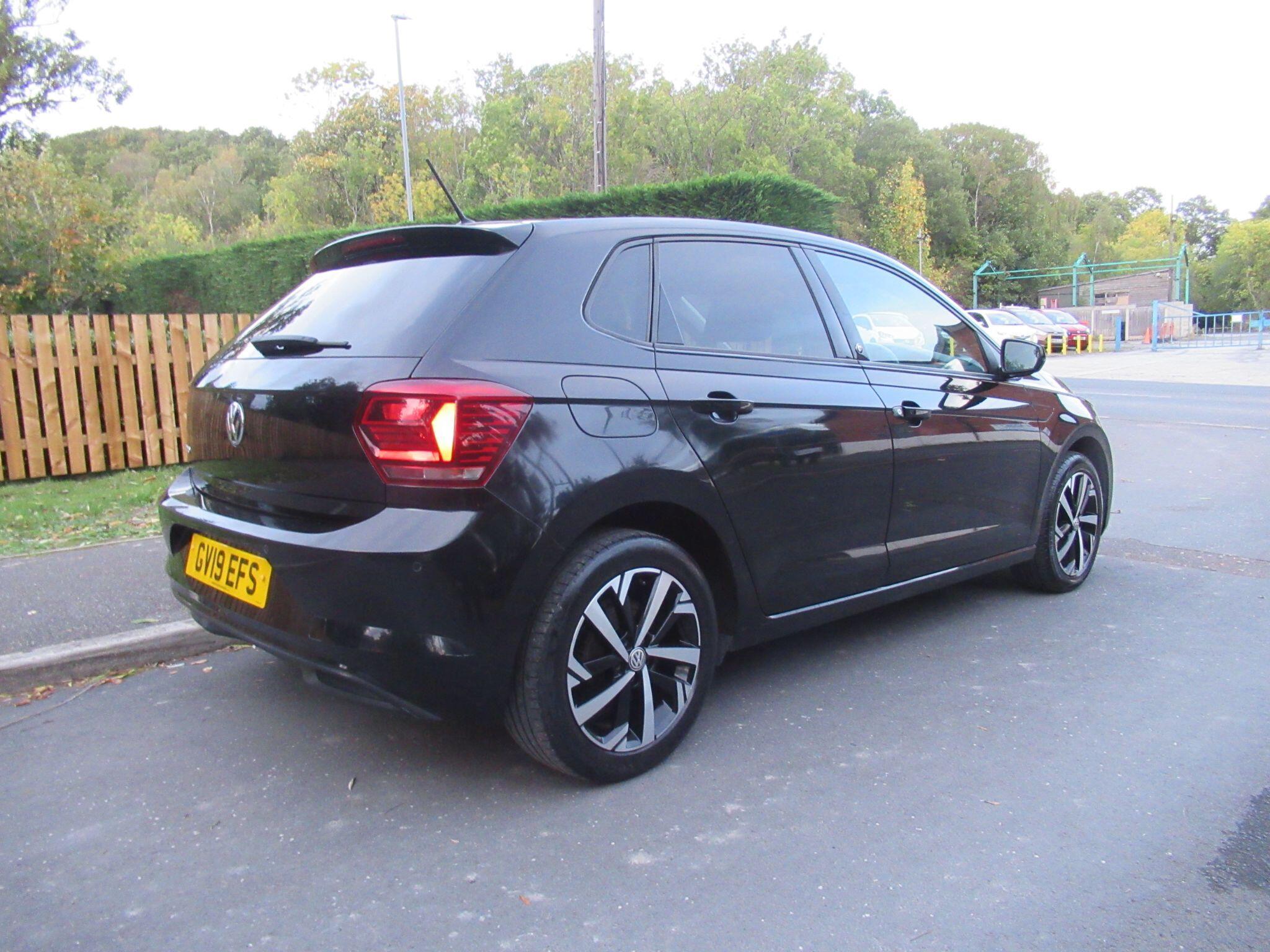 Volkswagen Polo - Image 4