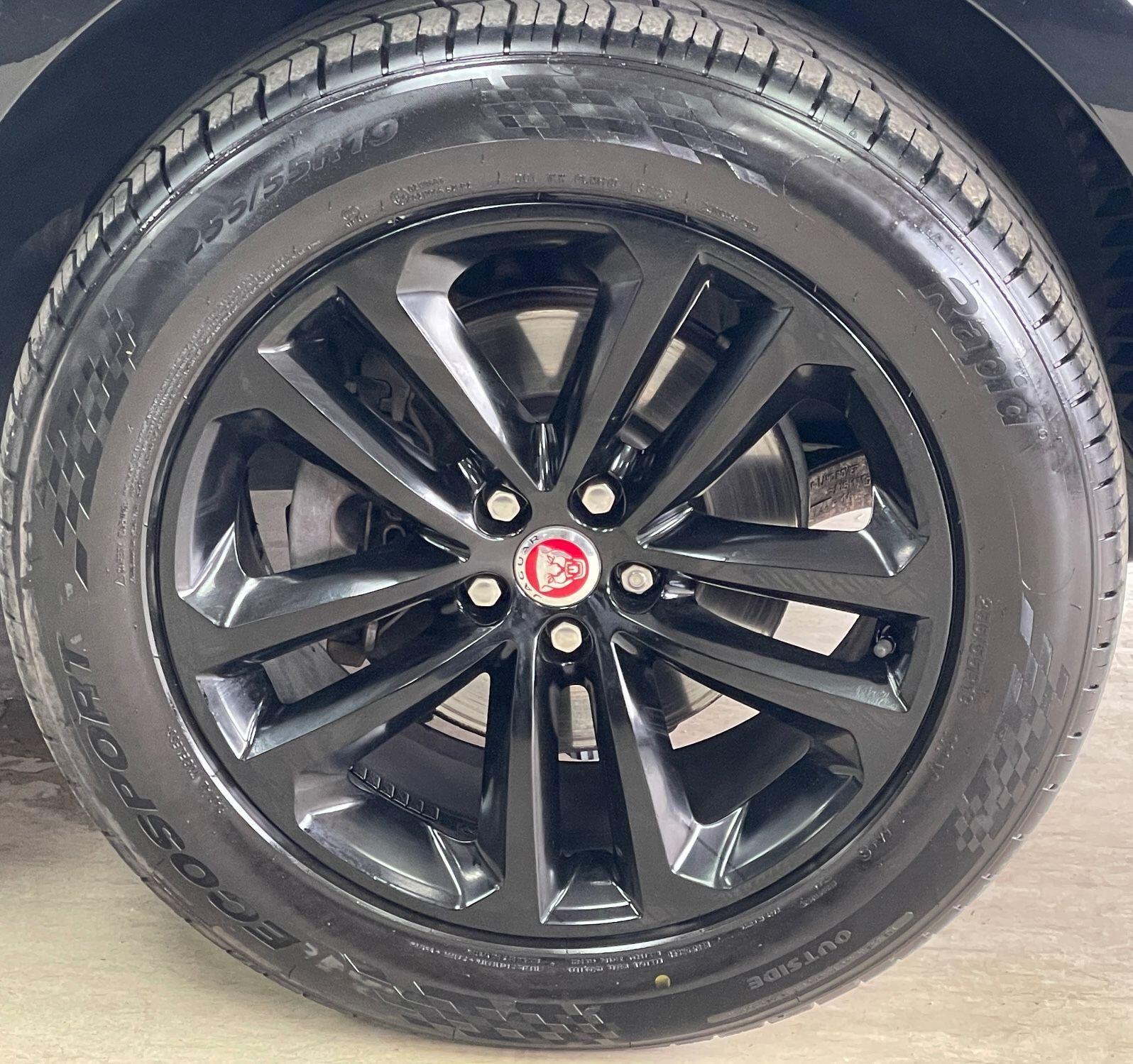 Jaguar F-Pace - Image 16