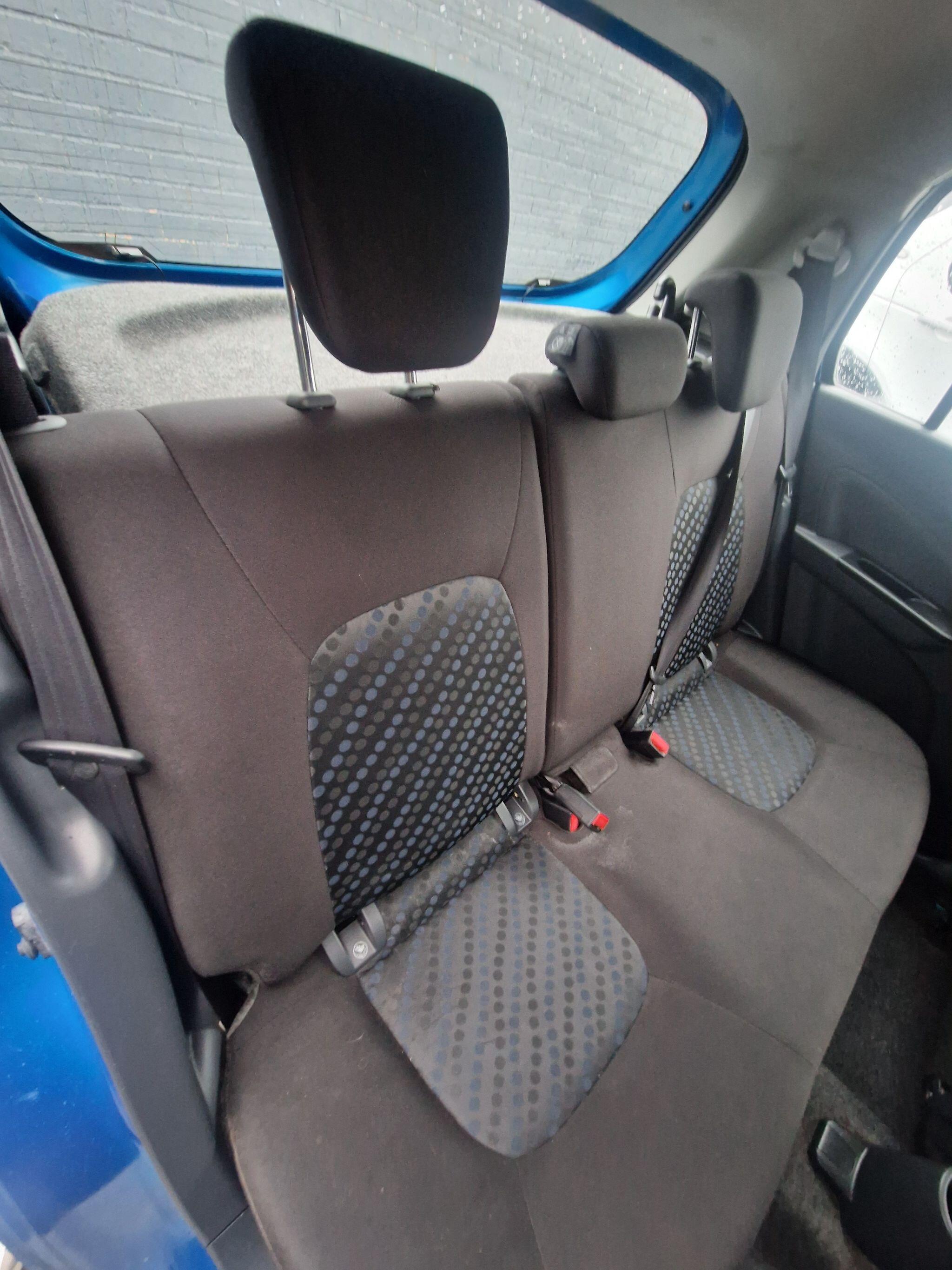 Suzuki Celerio - Image 32