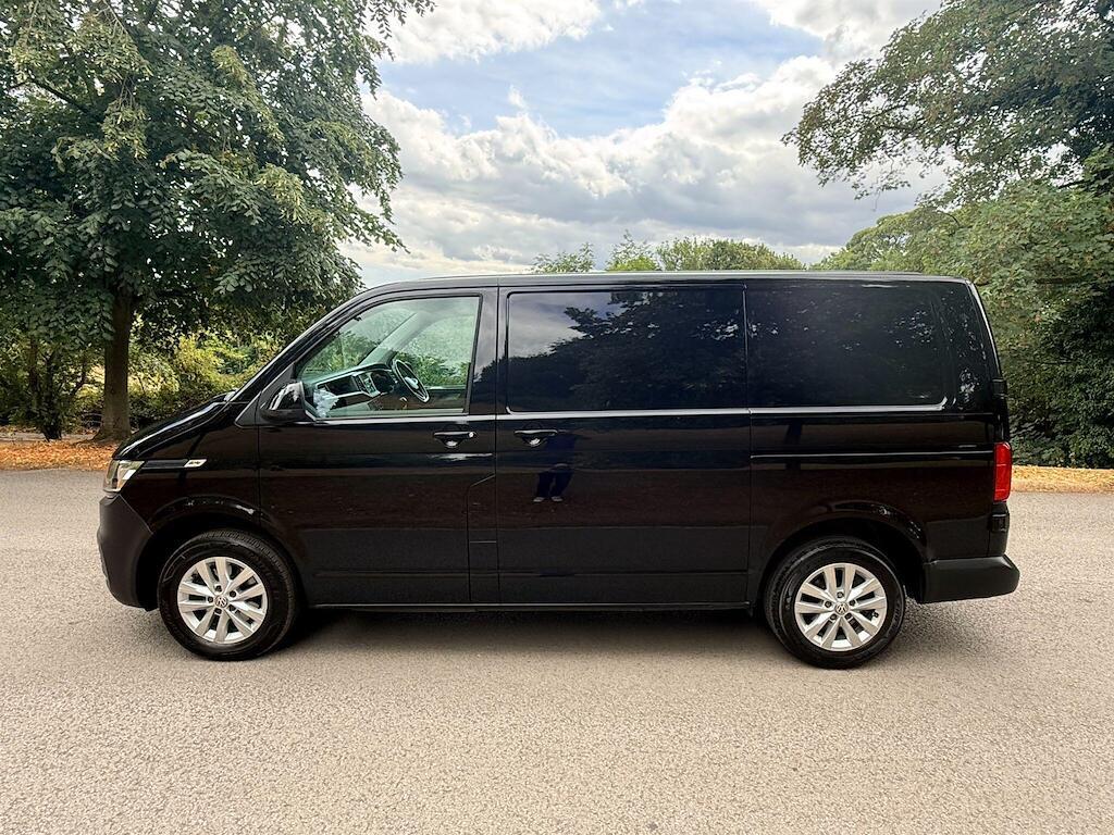 Volkswagen Transporter - Image 7