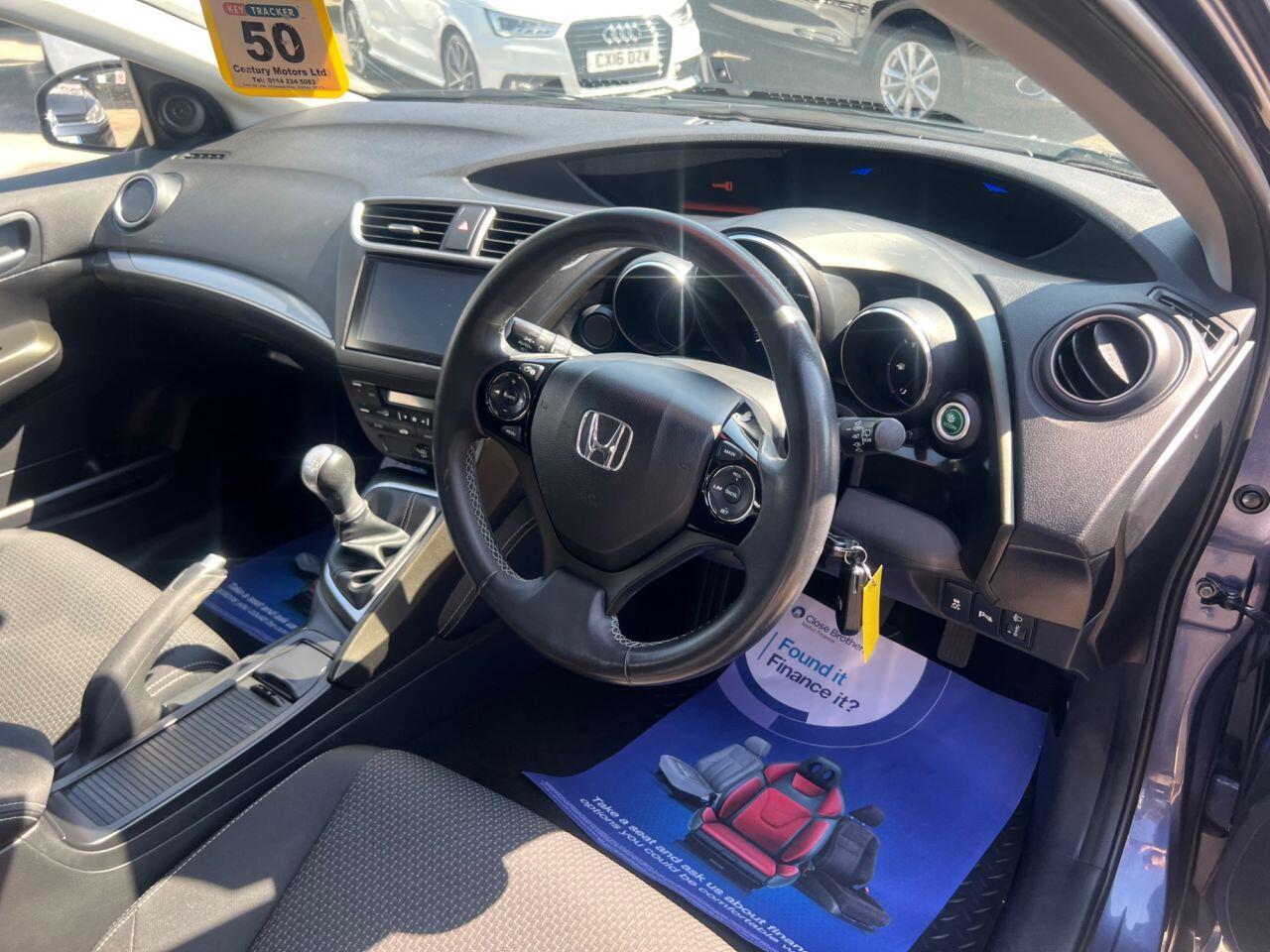 Honda Civic - Image 15