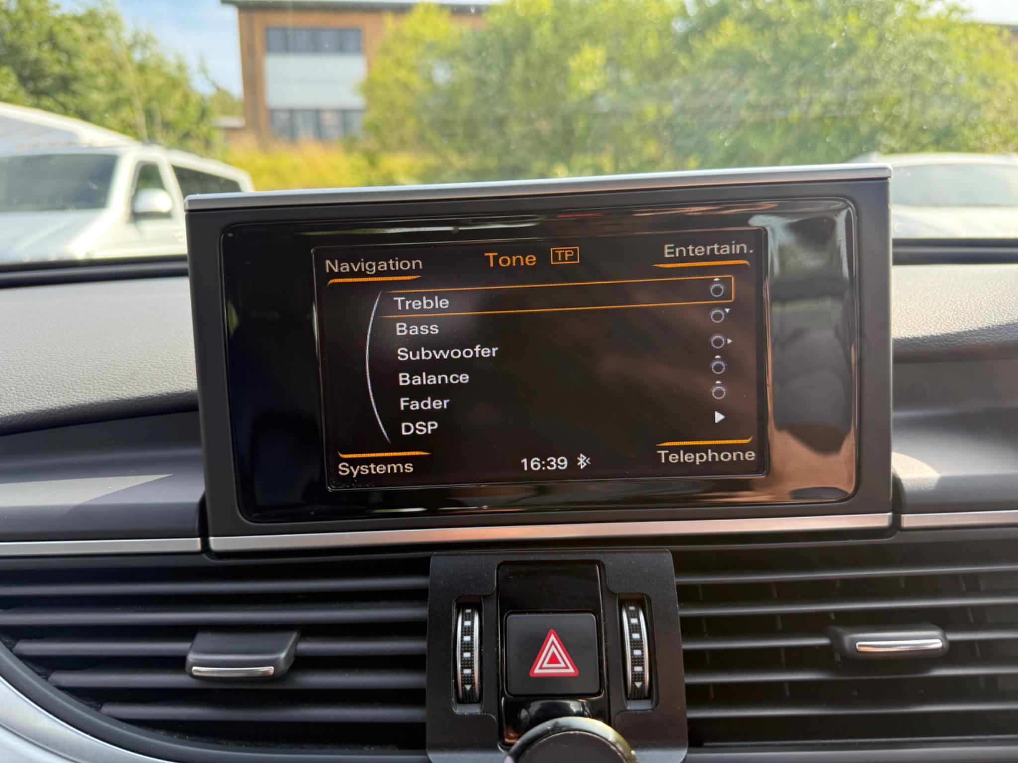 Audi A6 Avant - Image 41