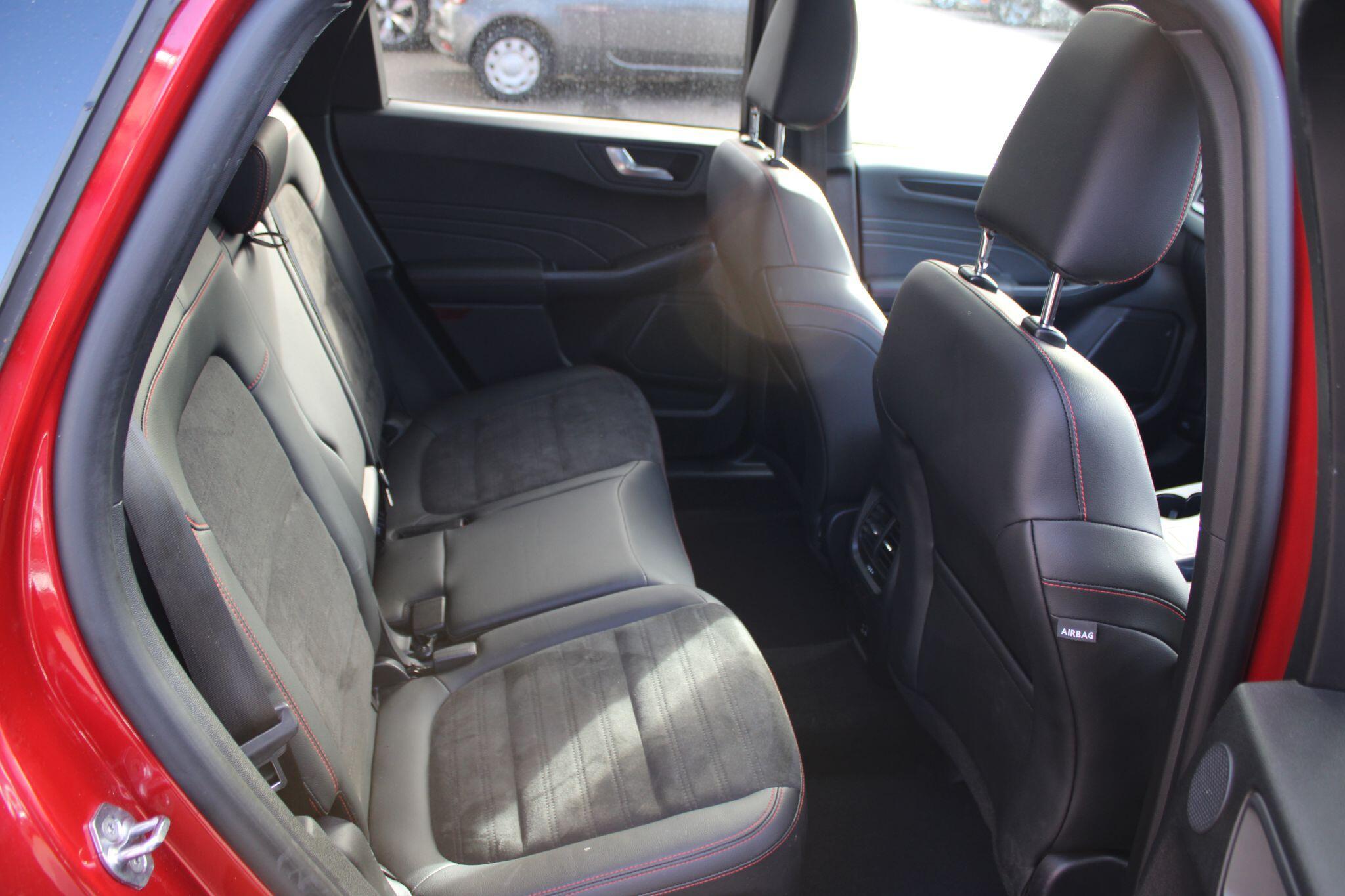 Ford Kuga - Image 13