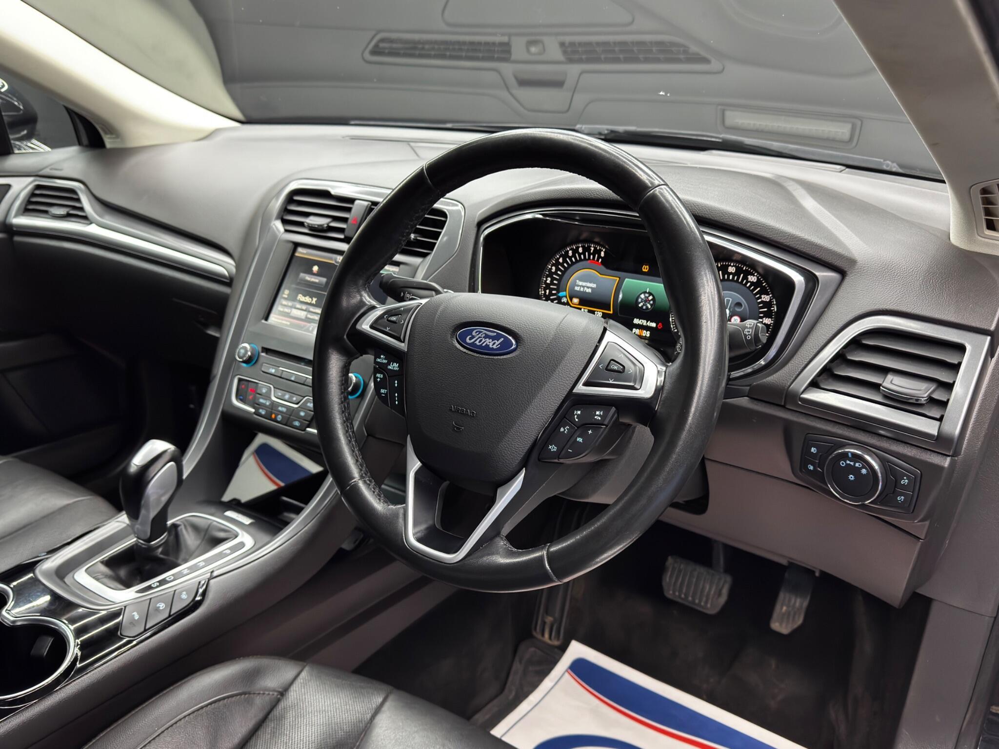 Ford Mondeo - Image 9