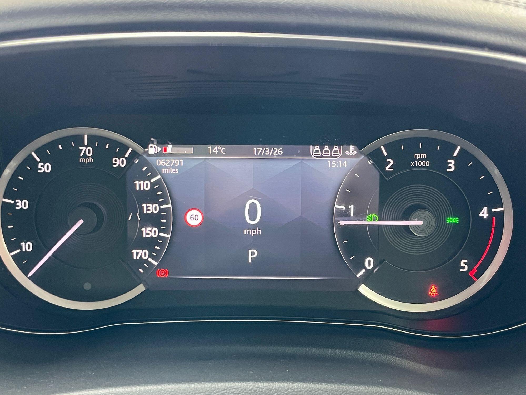 Jaguar E-Pace - Image 38