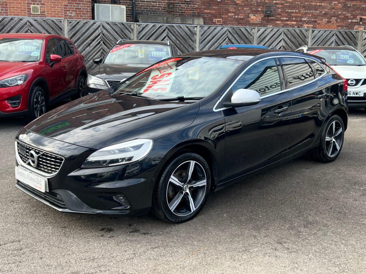 Volvo V40 - Image 2