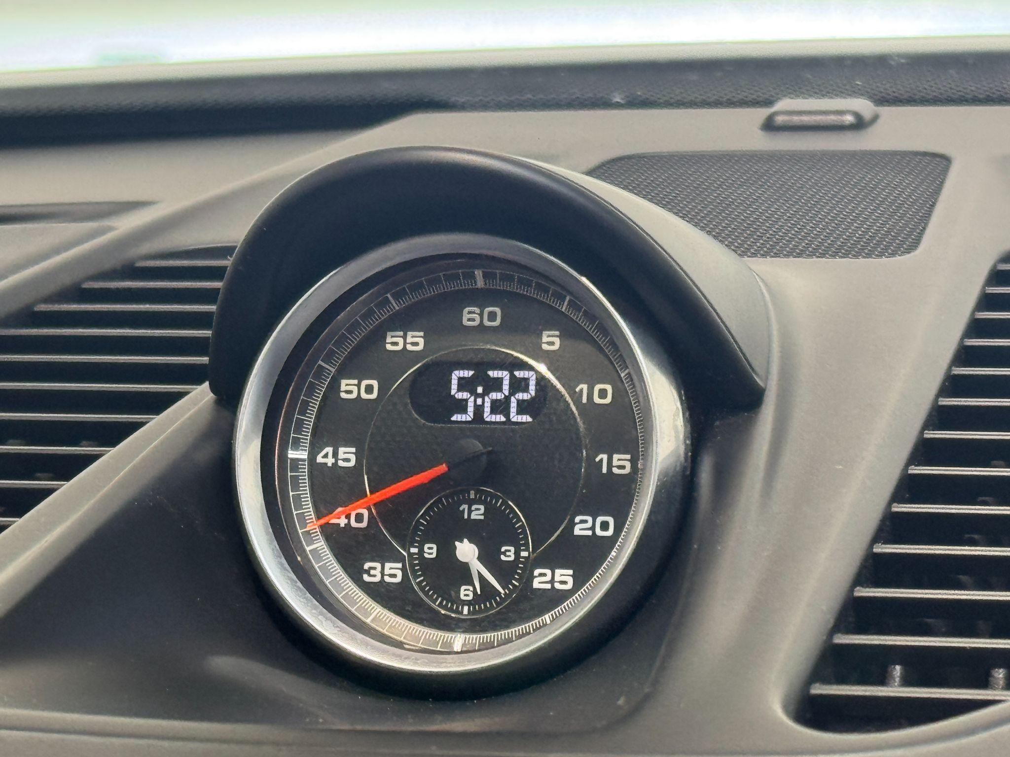 Porsche 911 - Image 79