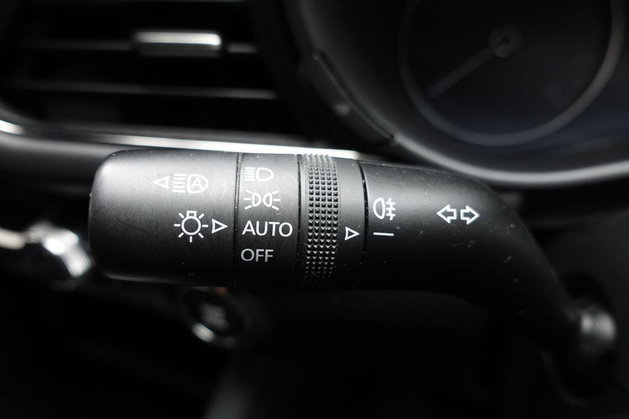 Mazda MAZDA3 - Image 35