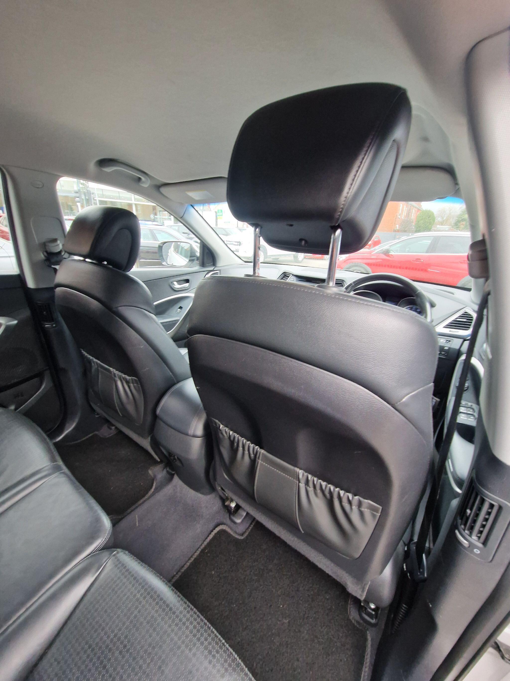 Hyundai Santa Fe - Image 35