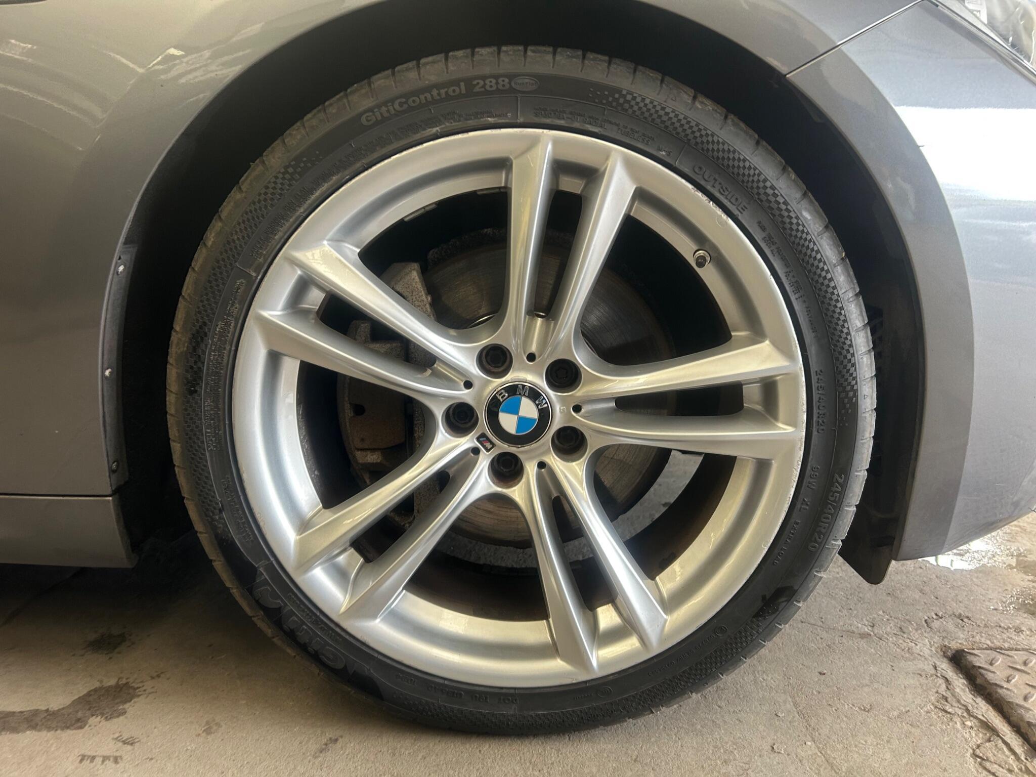 BMW 5 SERIES GRAN TURISMO - Image 33