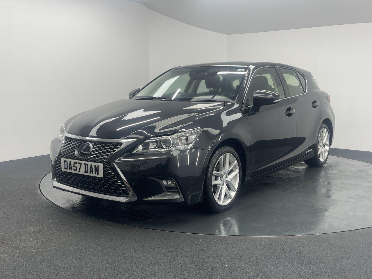 Lexus CT - Image 8