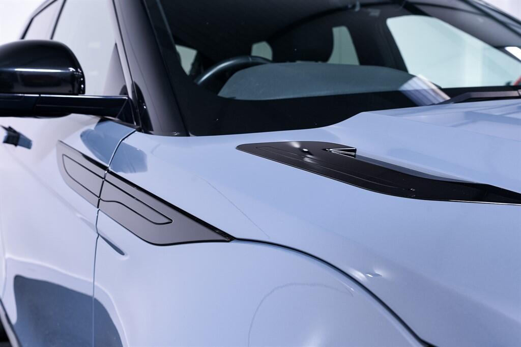 Land Rover Range Rover Evoque - Image 11