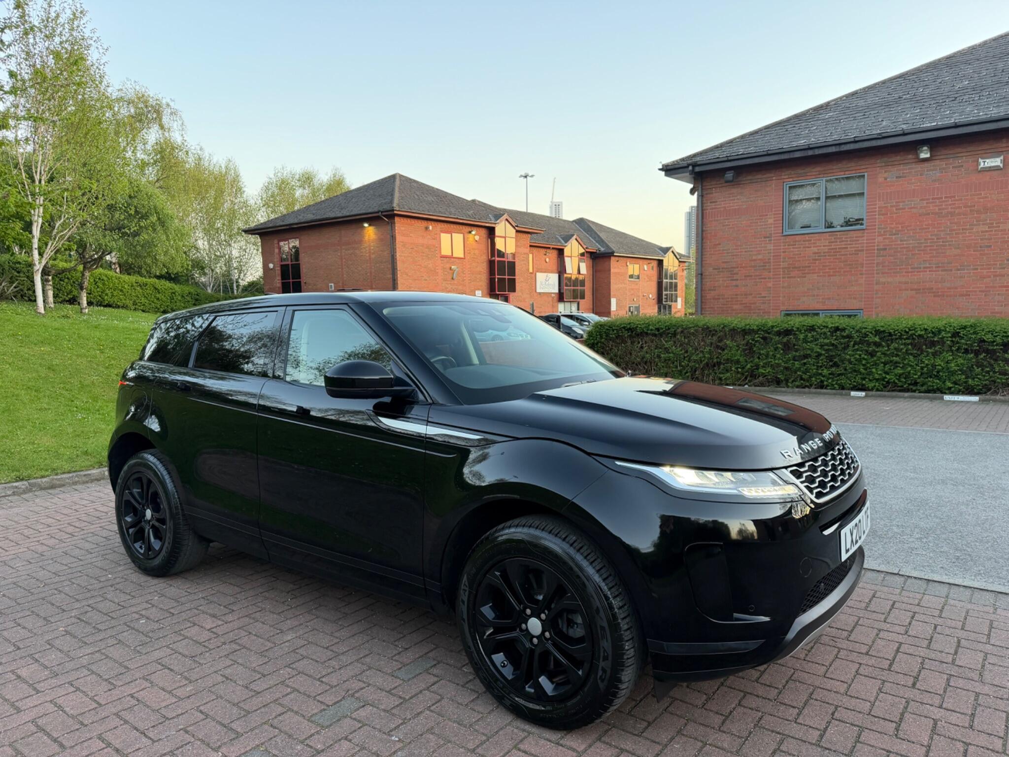 Land Rover Range Rover Evoque - Image 2