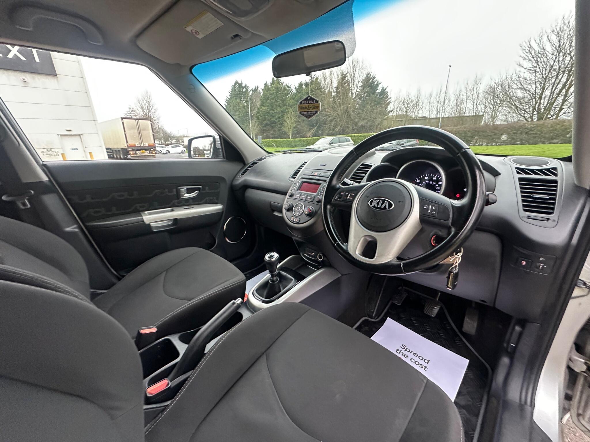 Kia Soul - Image 28