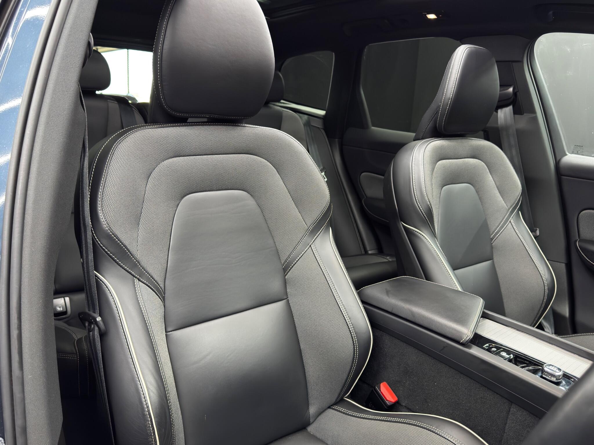 Volvo XC60 - Image 12