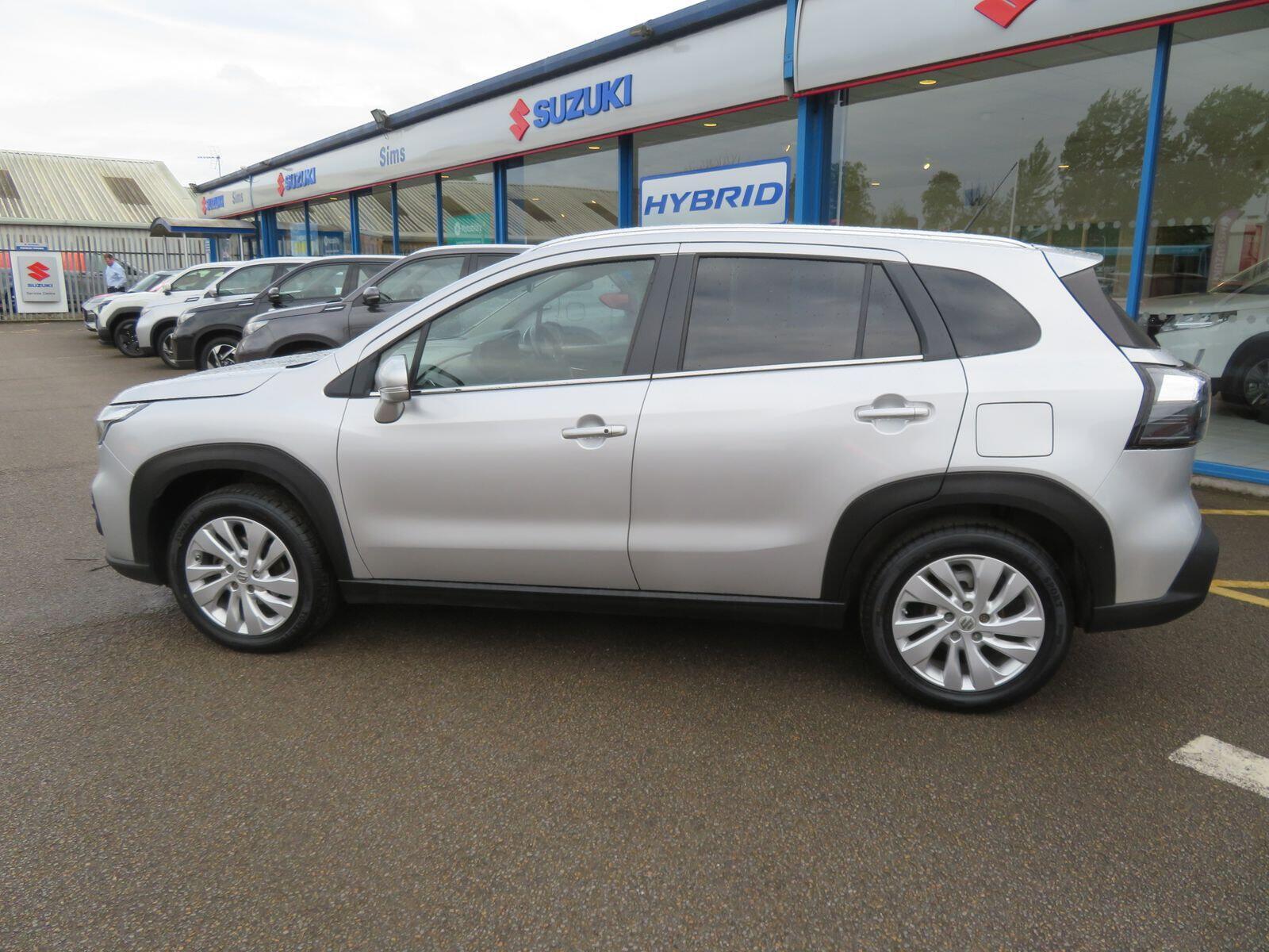 Suzuki S-Cross - Image 10