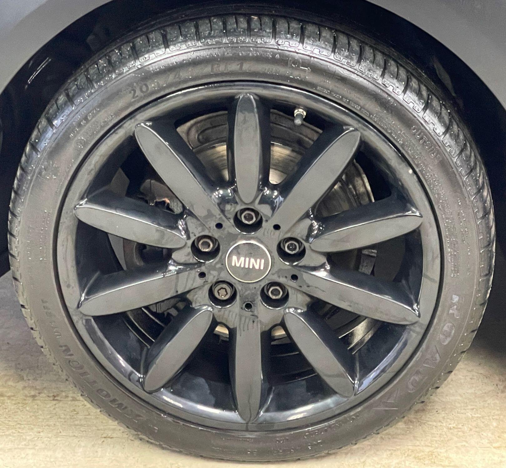 MINI Hatch - Image 17