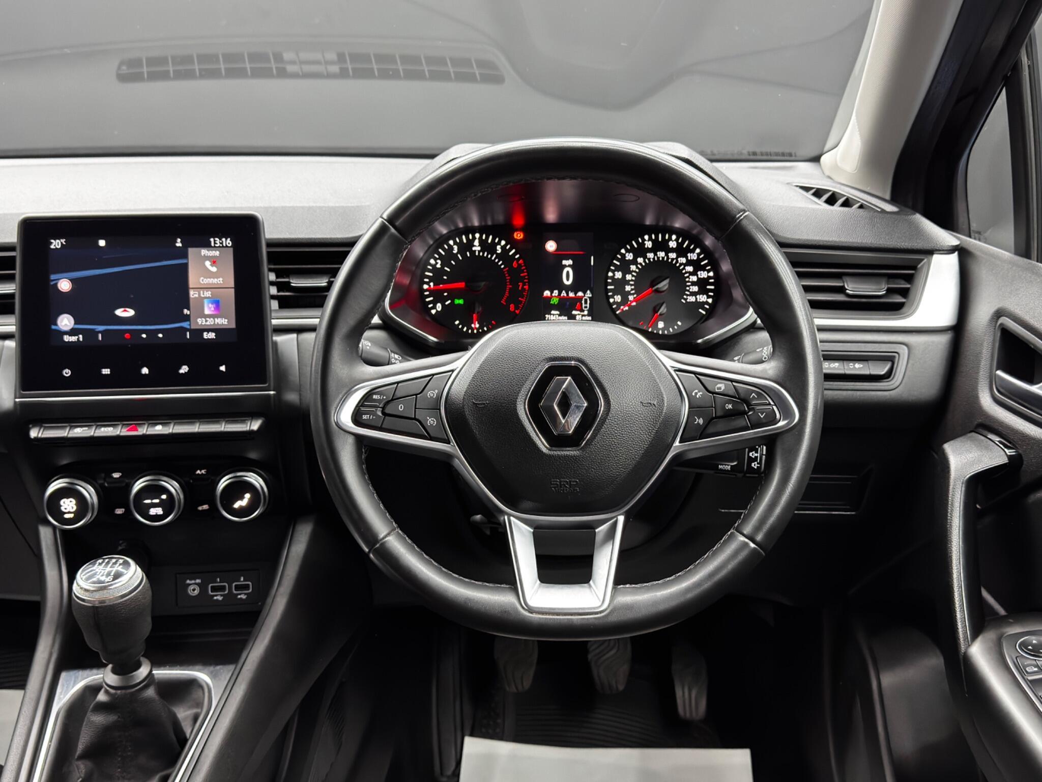 Renault Captur - Image 17