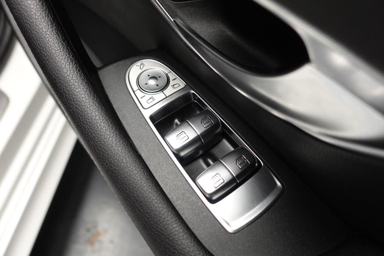 Mercedes-benz E Class - Image 14