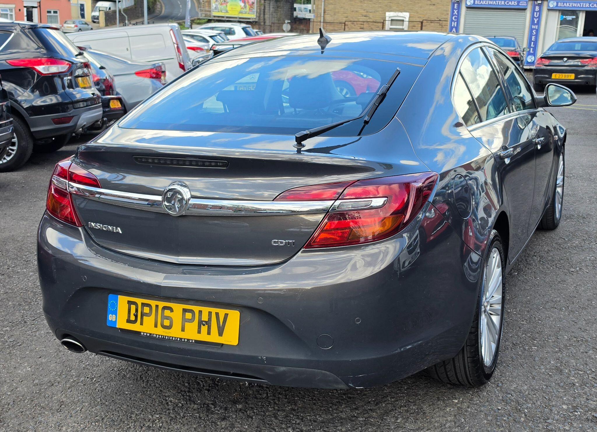 Vauxhall Insignia - Image 7