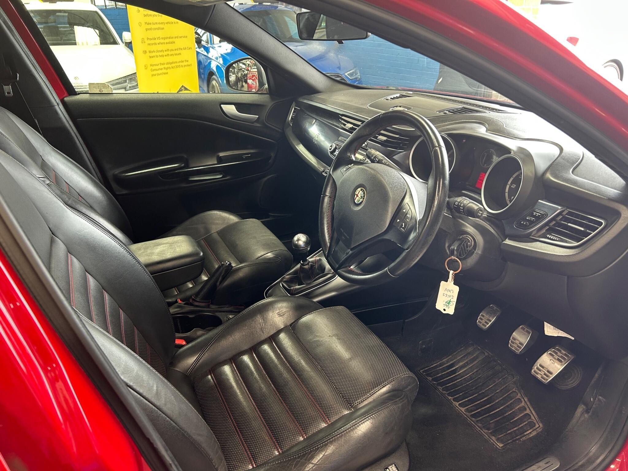 Alfa Romeo Giulietta - Image 8