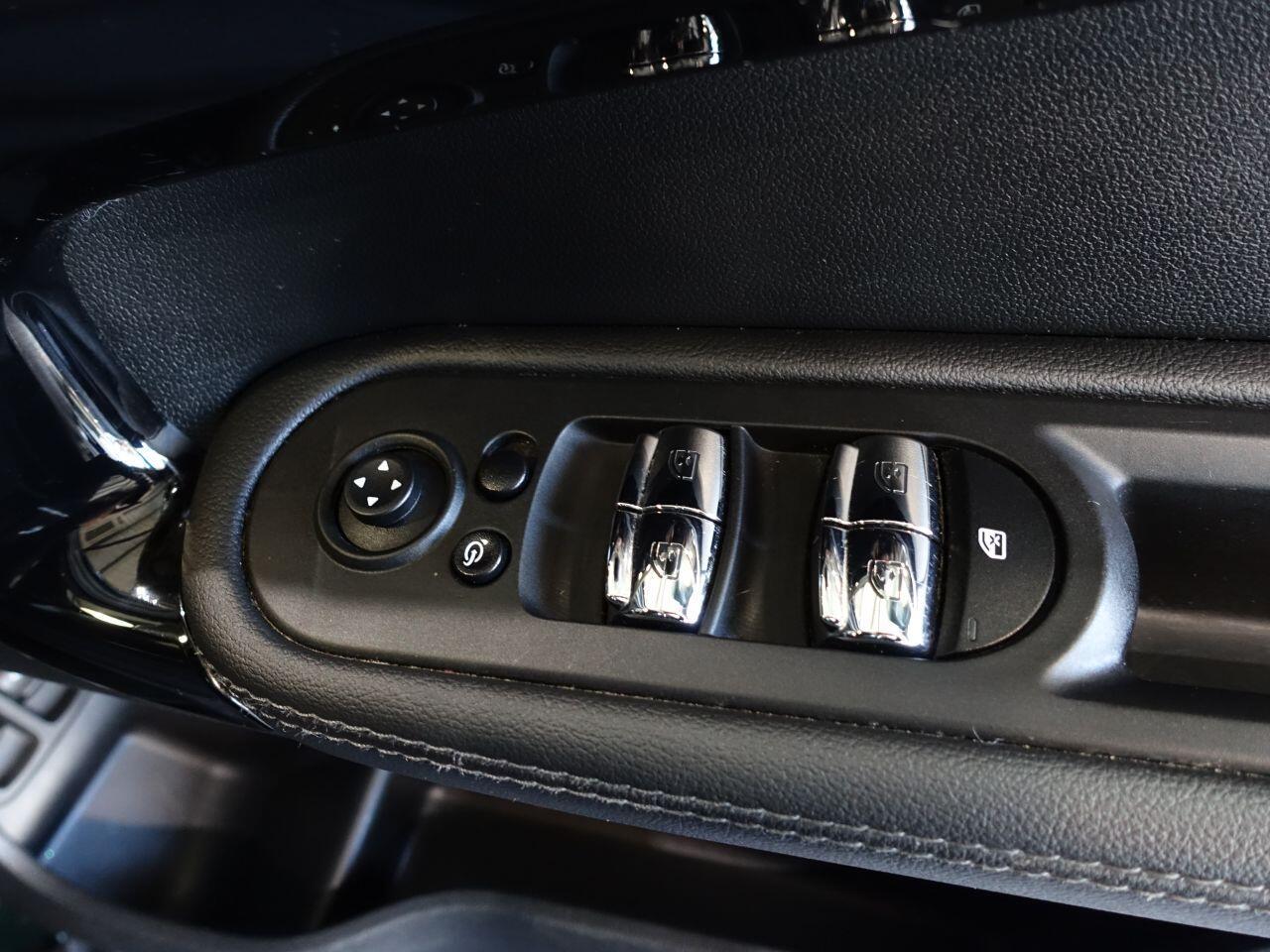 MINI Countryman - Image 30