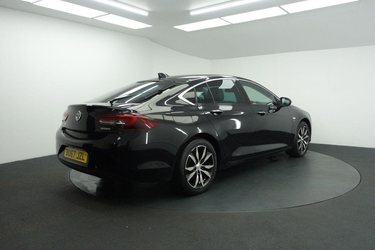Vauxhall Insignia - Image 12