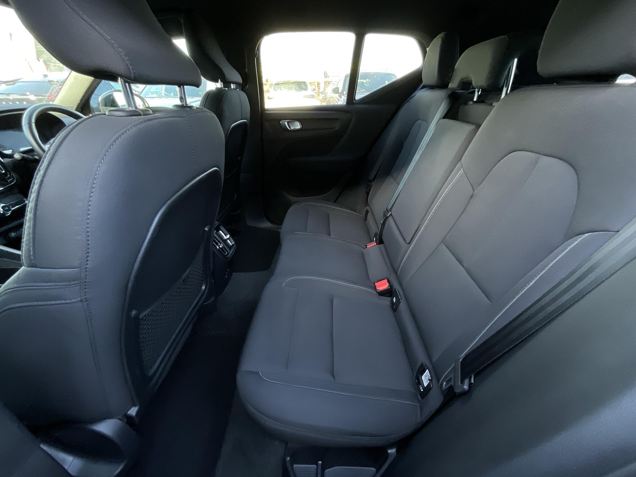 Volvo XC40 - Image 15