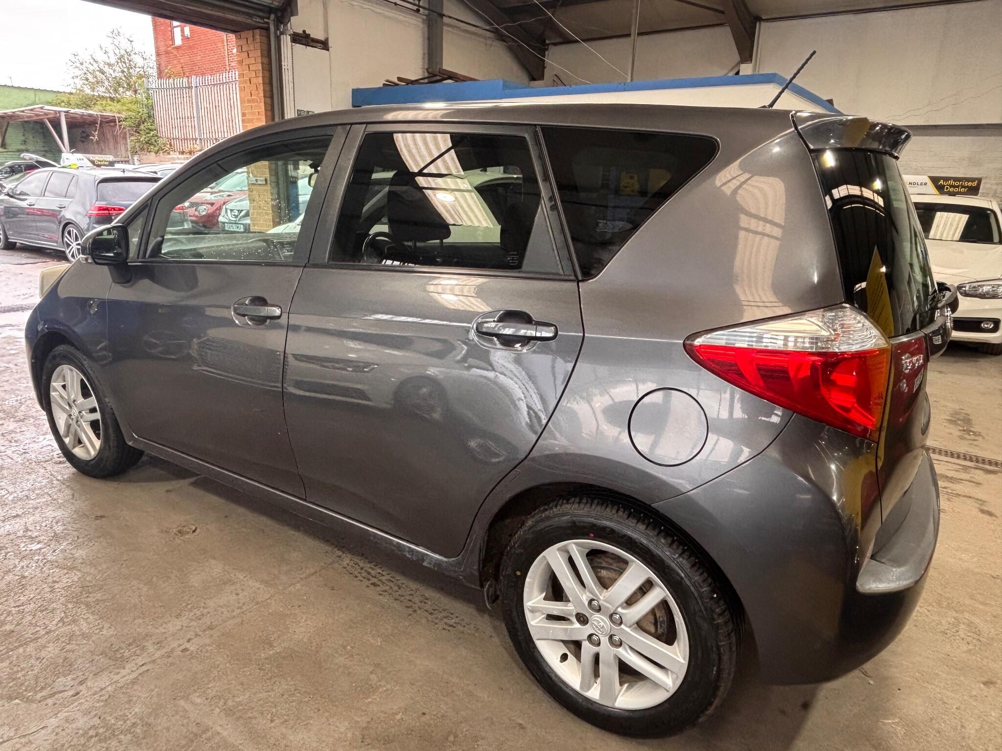 Toyota Verso S - Image 10