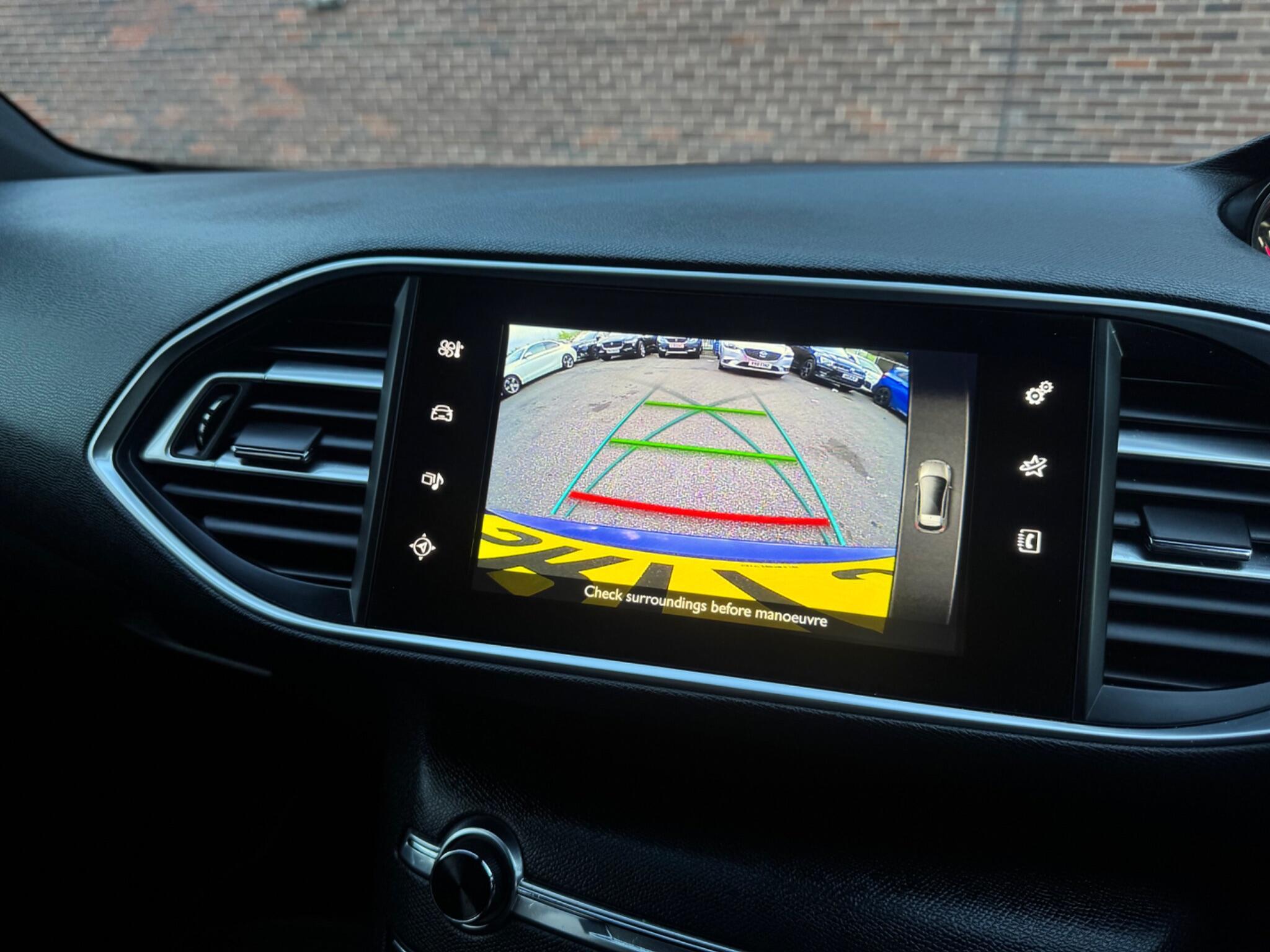 Peugeot 308 - Image 46