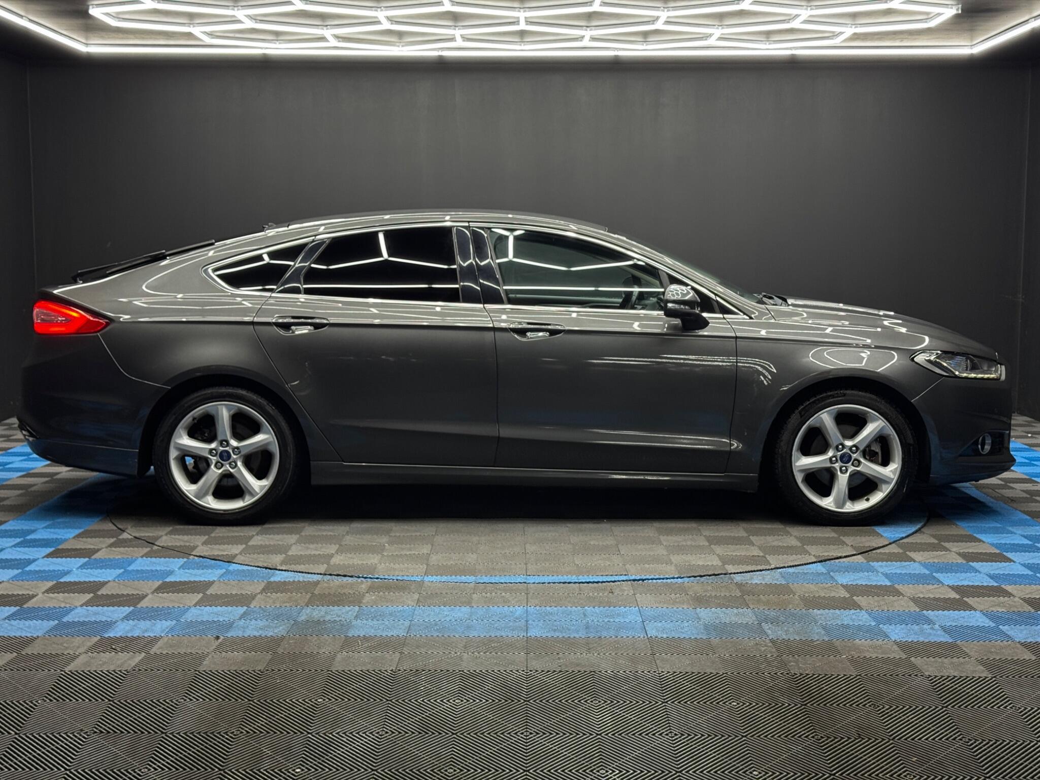 Ford Mondeo - Image 4