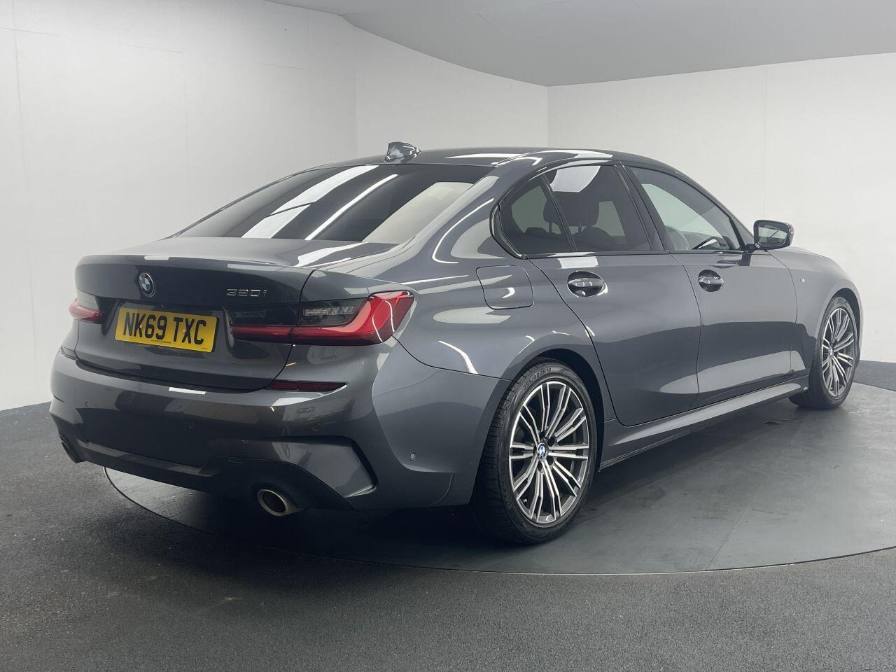 BMW 3 Series - Image 11