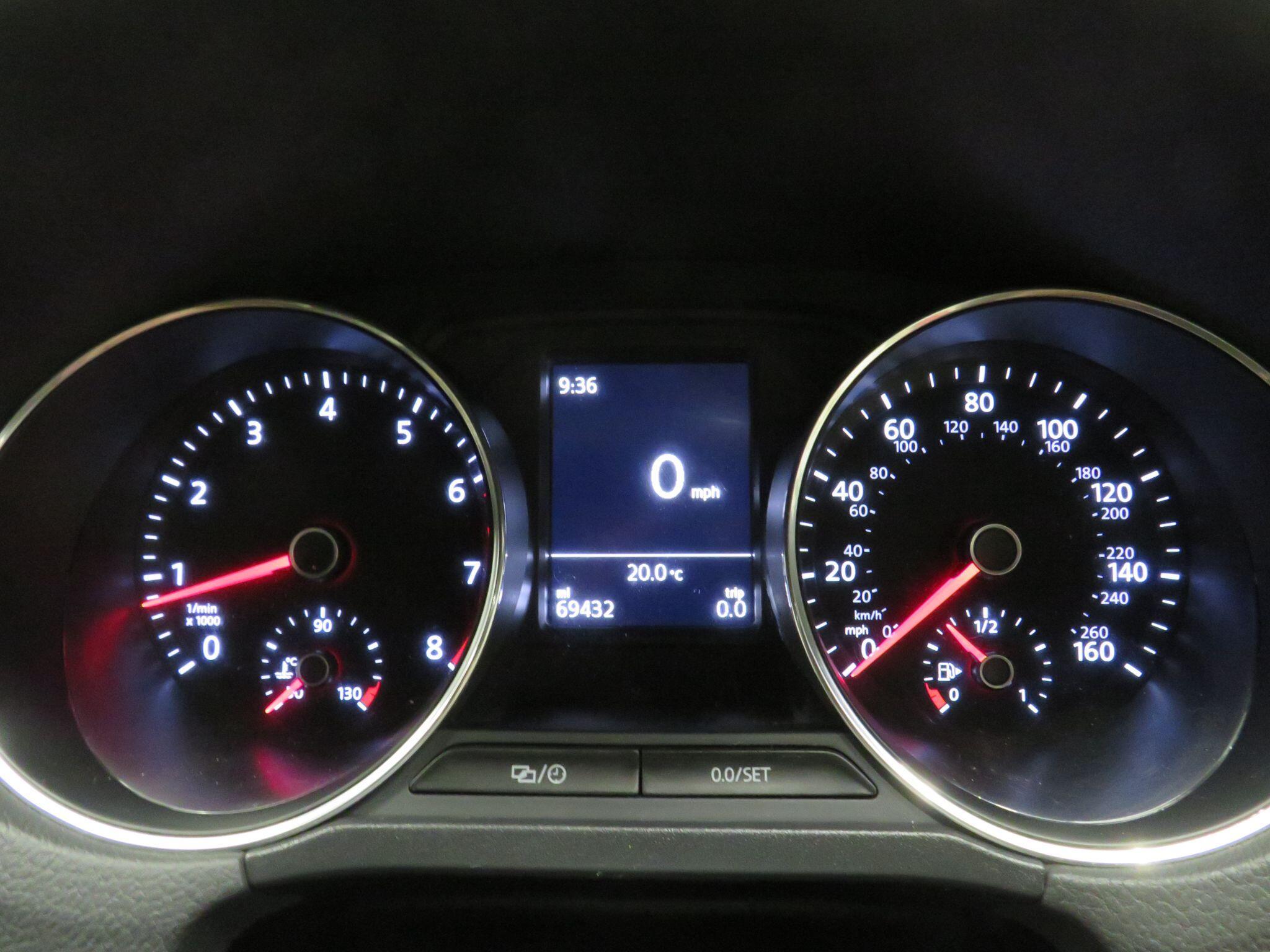 Volkswagen Polo - Image 15