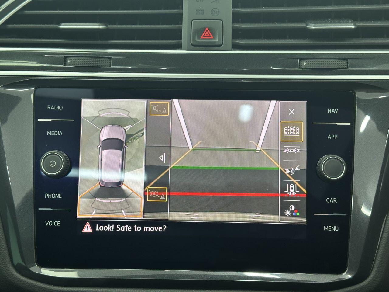 Volkswagen Tiguan - Image 28