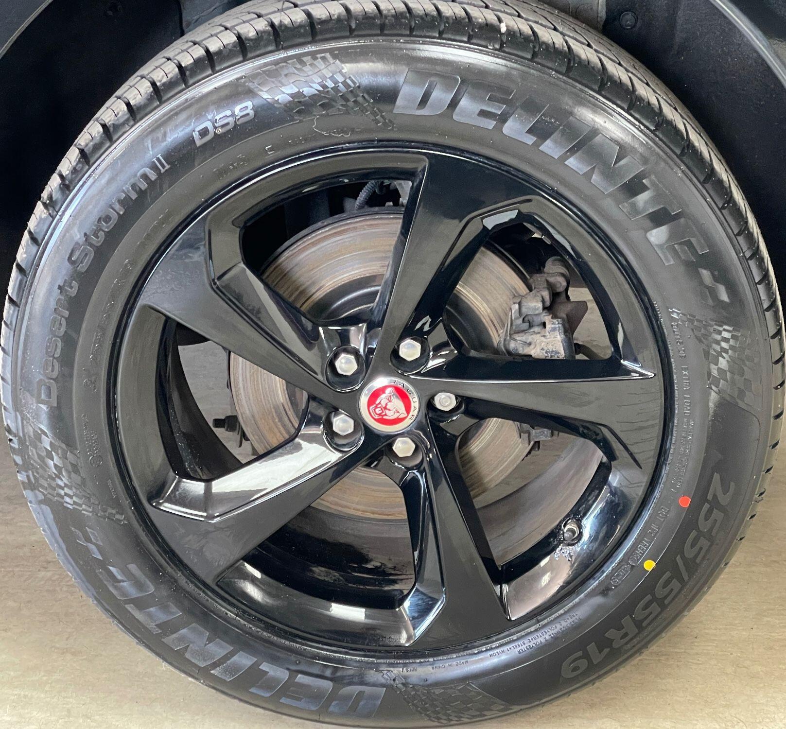 Jaguar F-Pace - Image 15