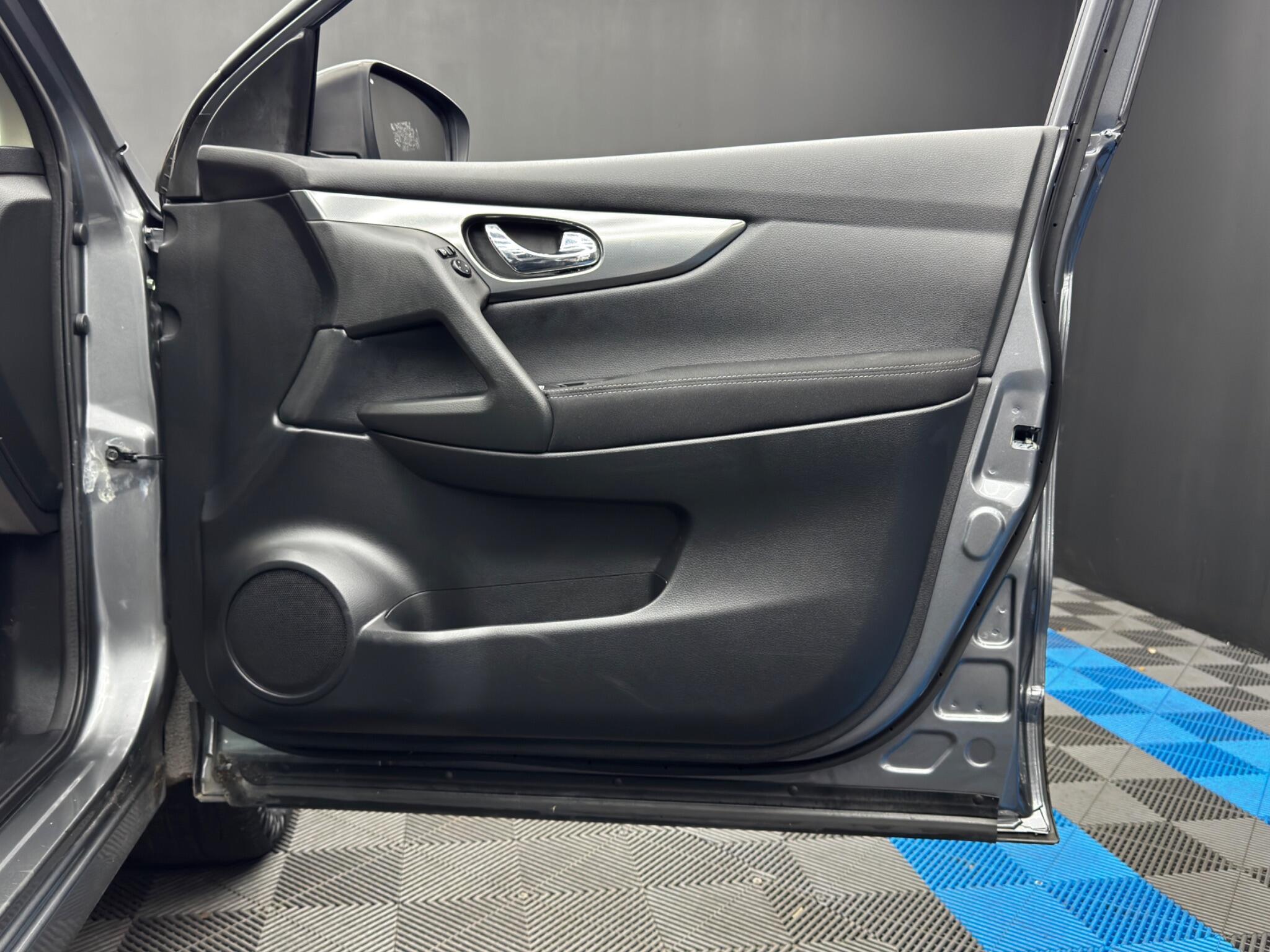 Nissan Qashqai - Image 36