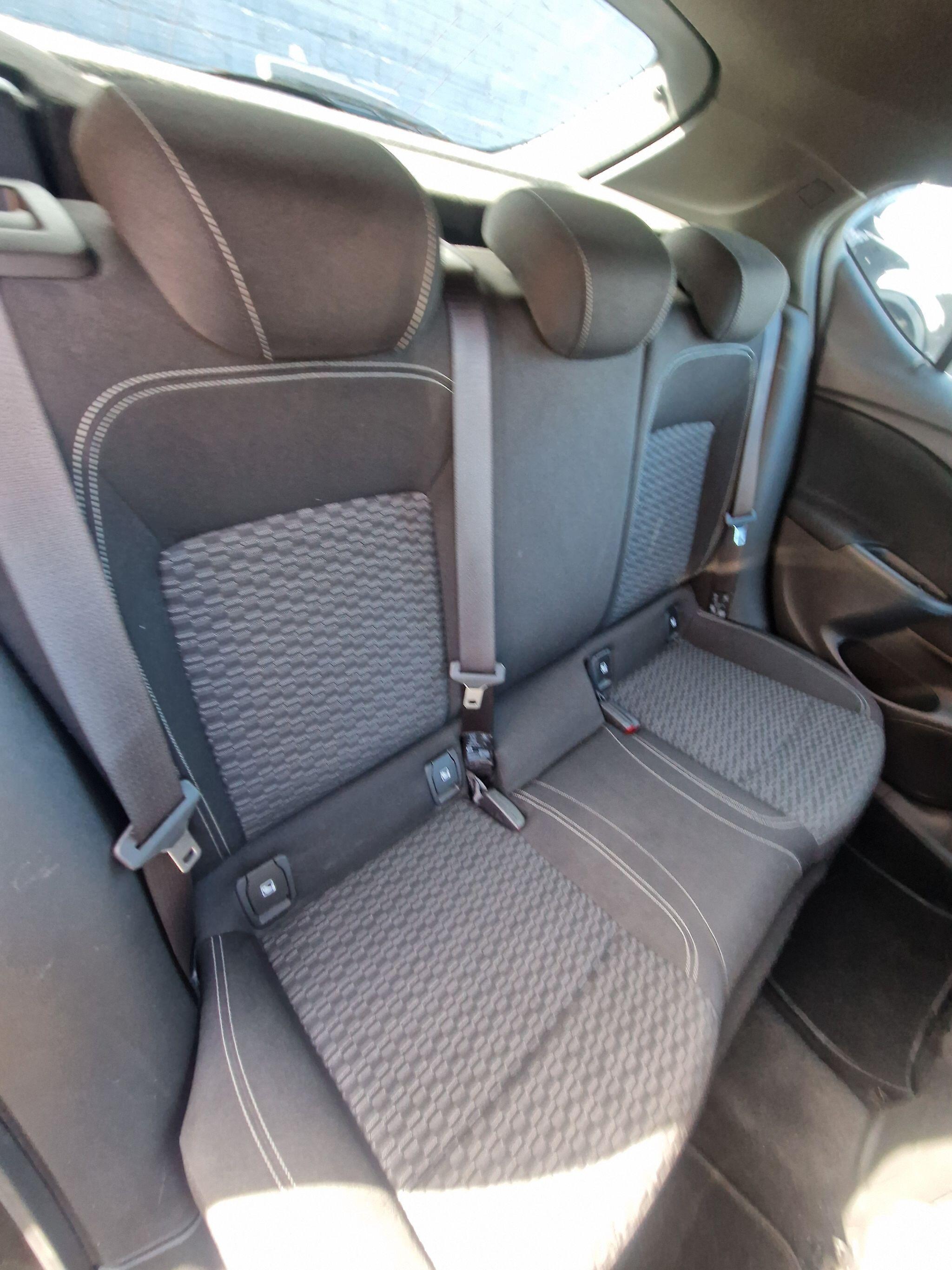 Vauxhall Astra - Image 34