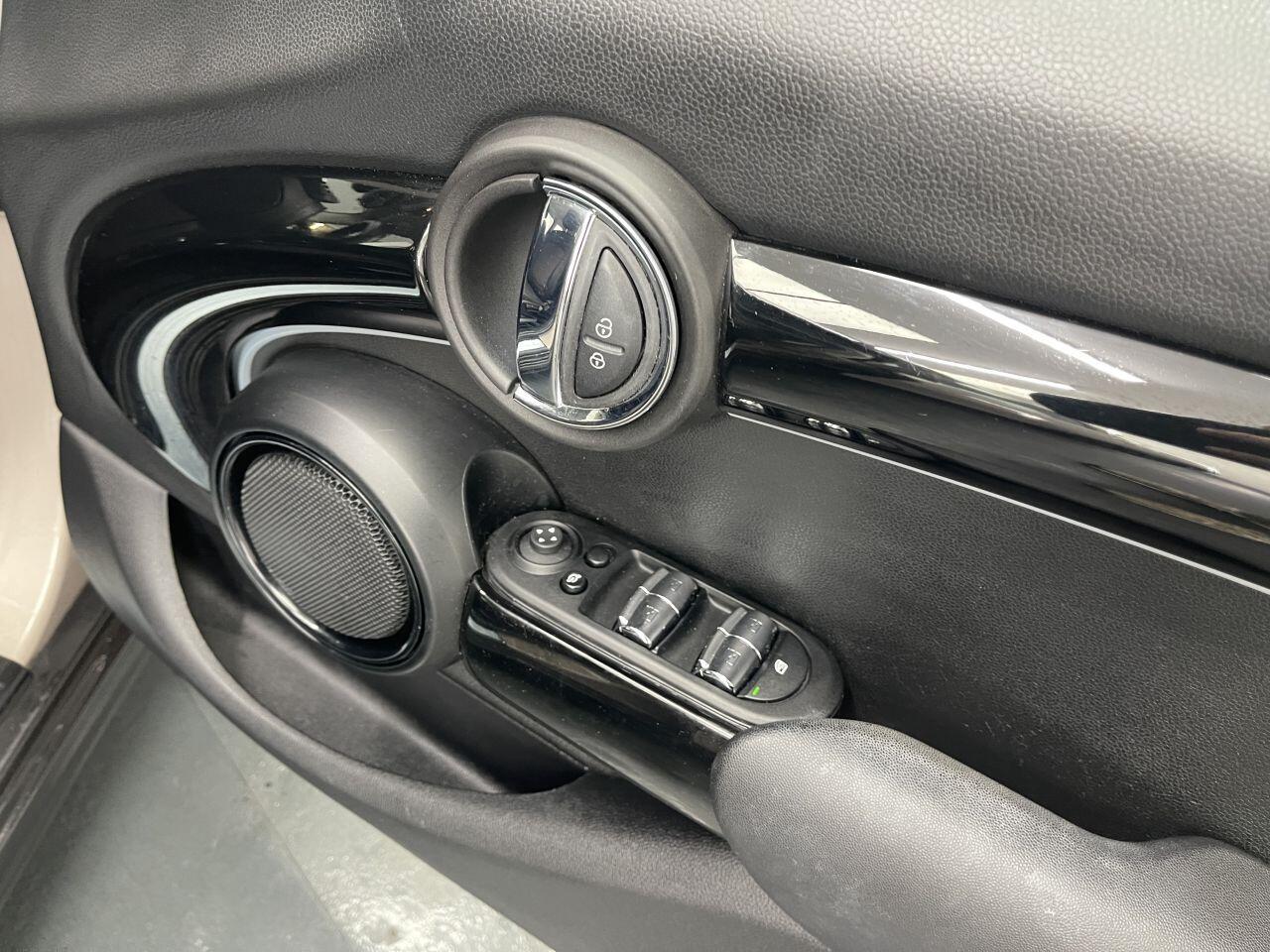 MINI Hatch - Image 28