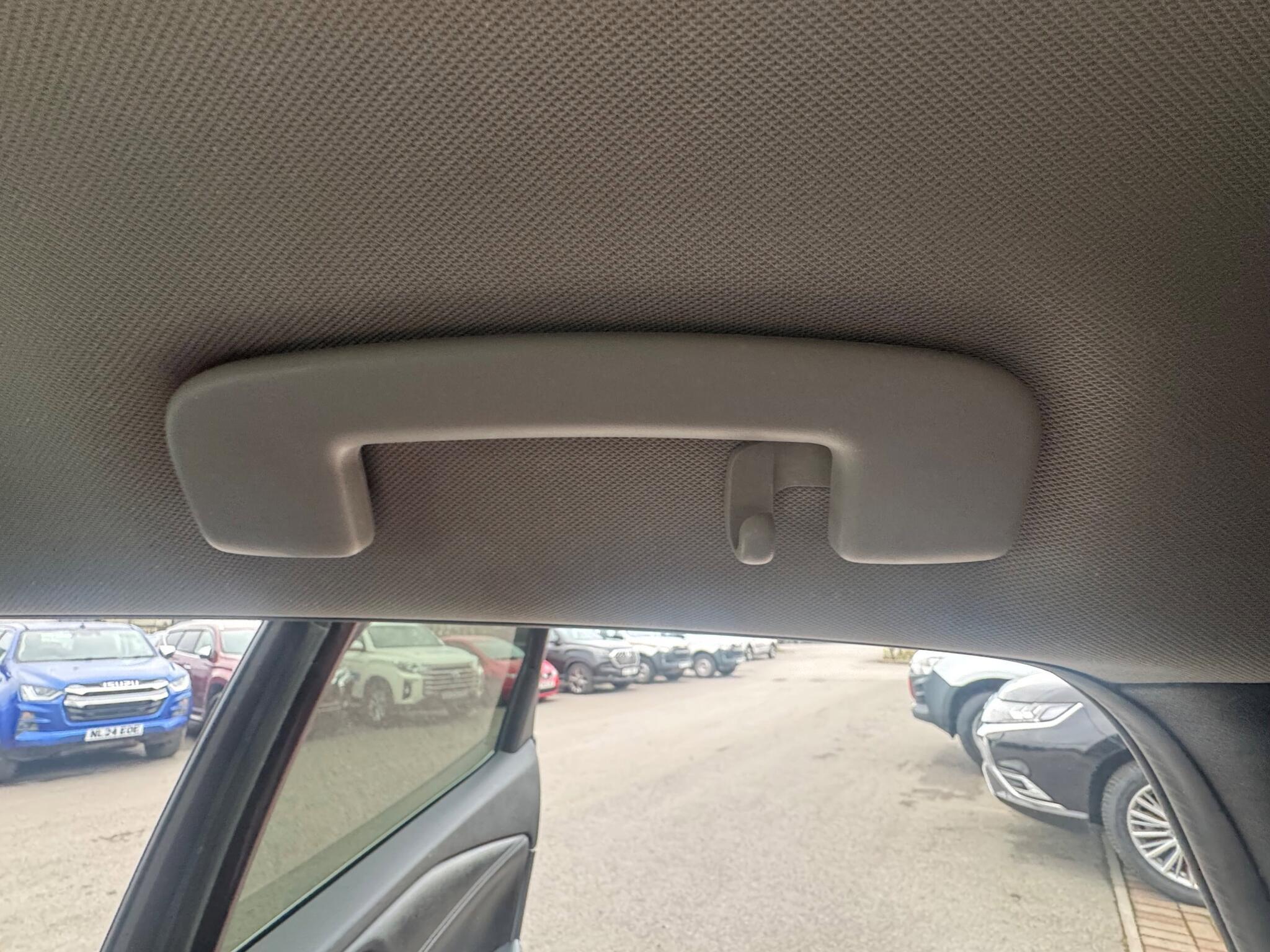 Nissan Qashqai - Image 13