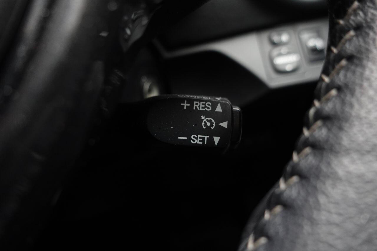 Toyota Yaris - Image 33