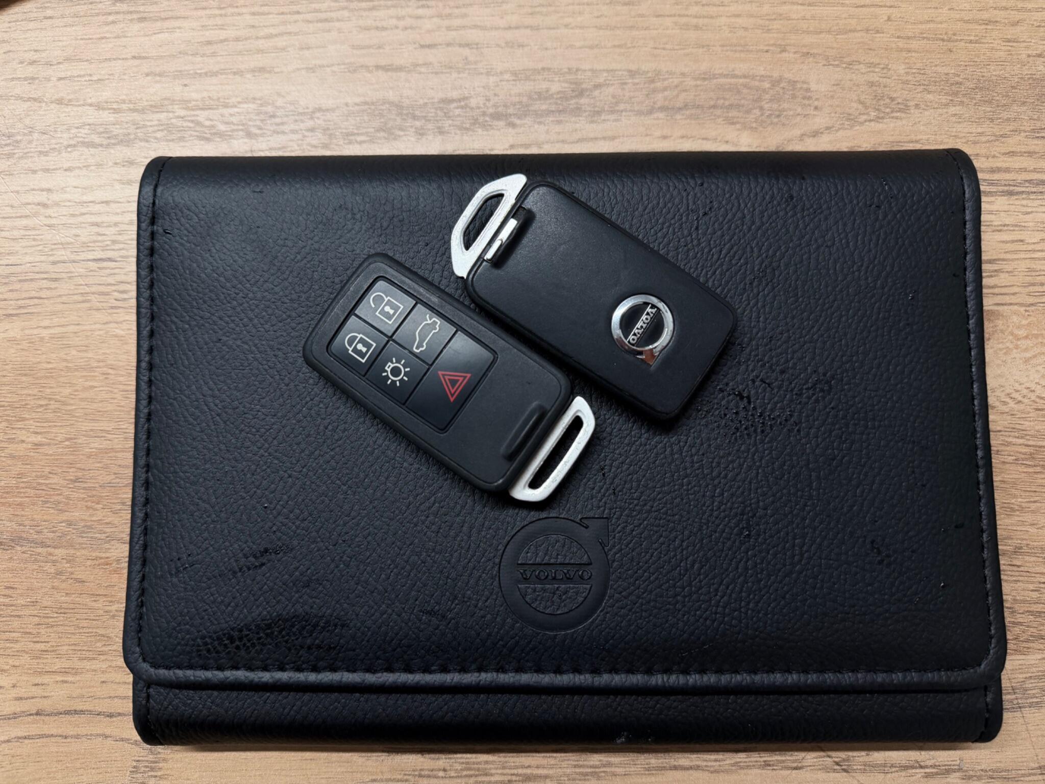 Volvo V40 - Image 33