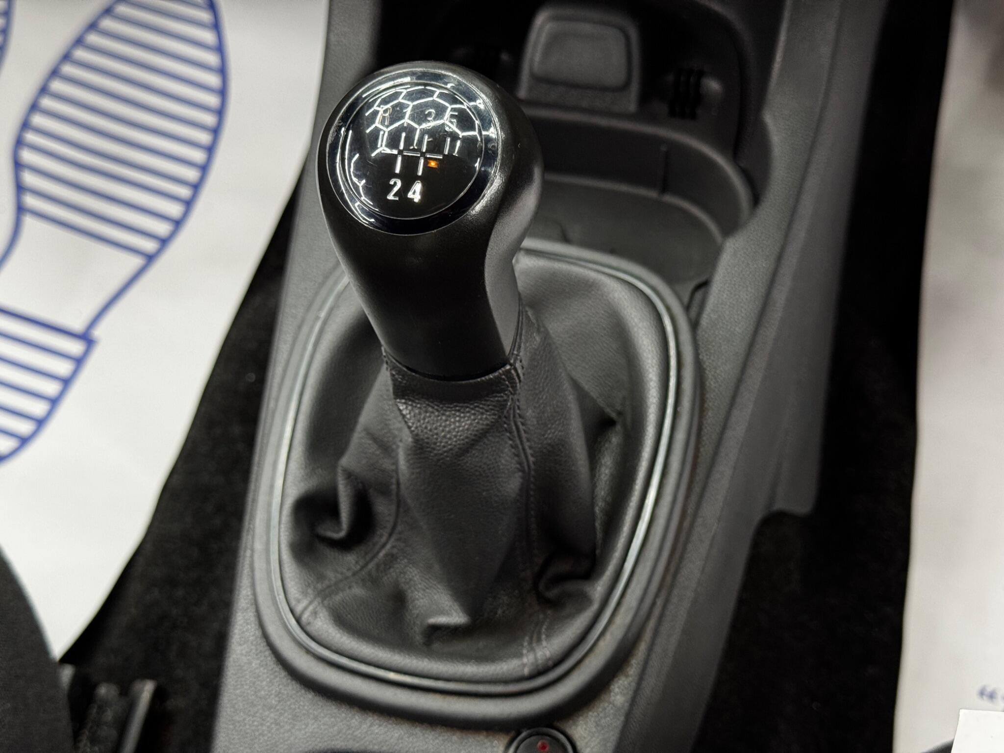 Vauxhall Corsa Van - Image 19