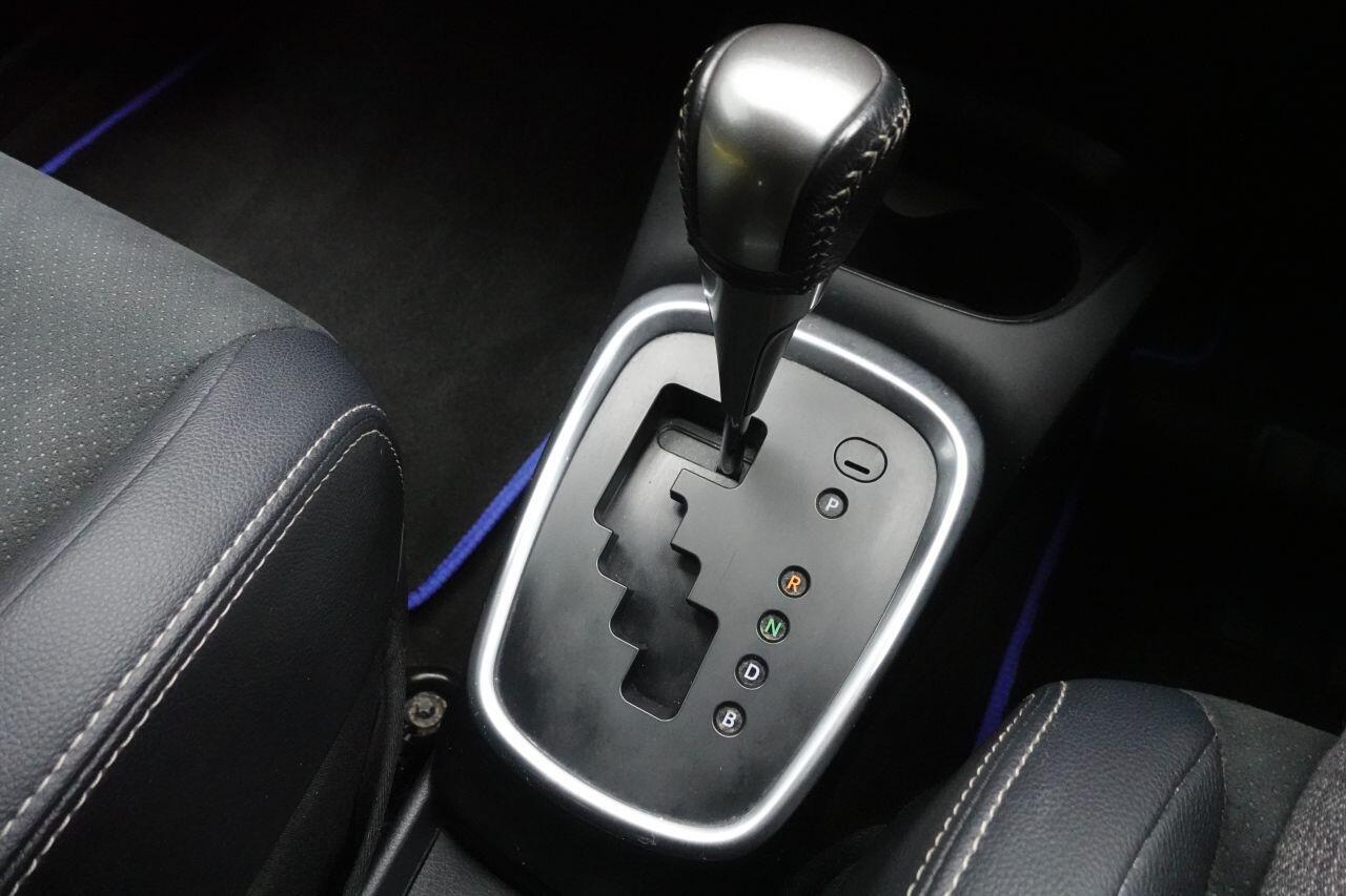 Toyota Yaris - Image 29