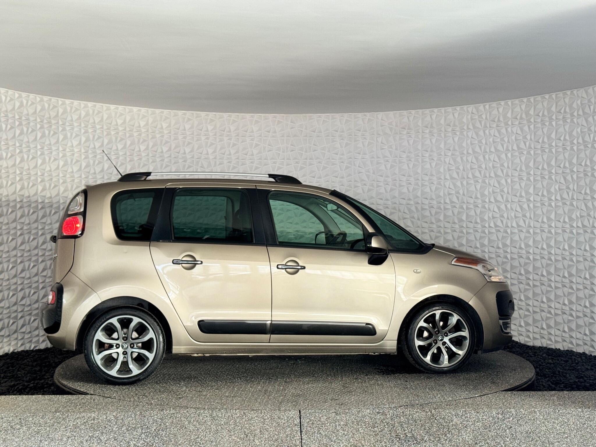 Citroen C3 Picasso - Image 10