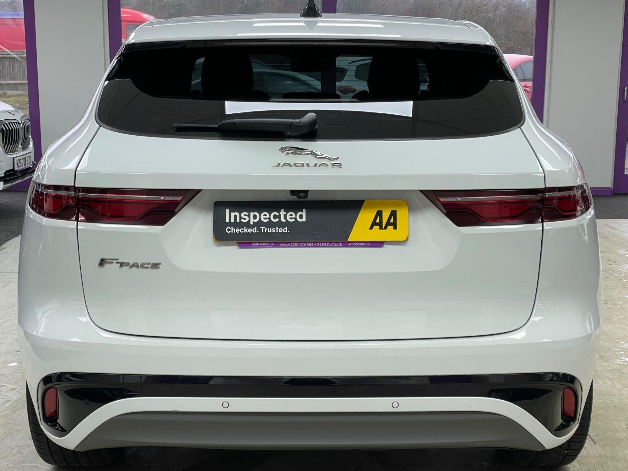 Jaguar F-Pace - Image 10