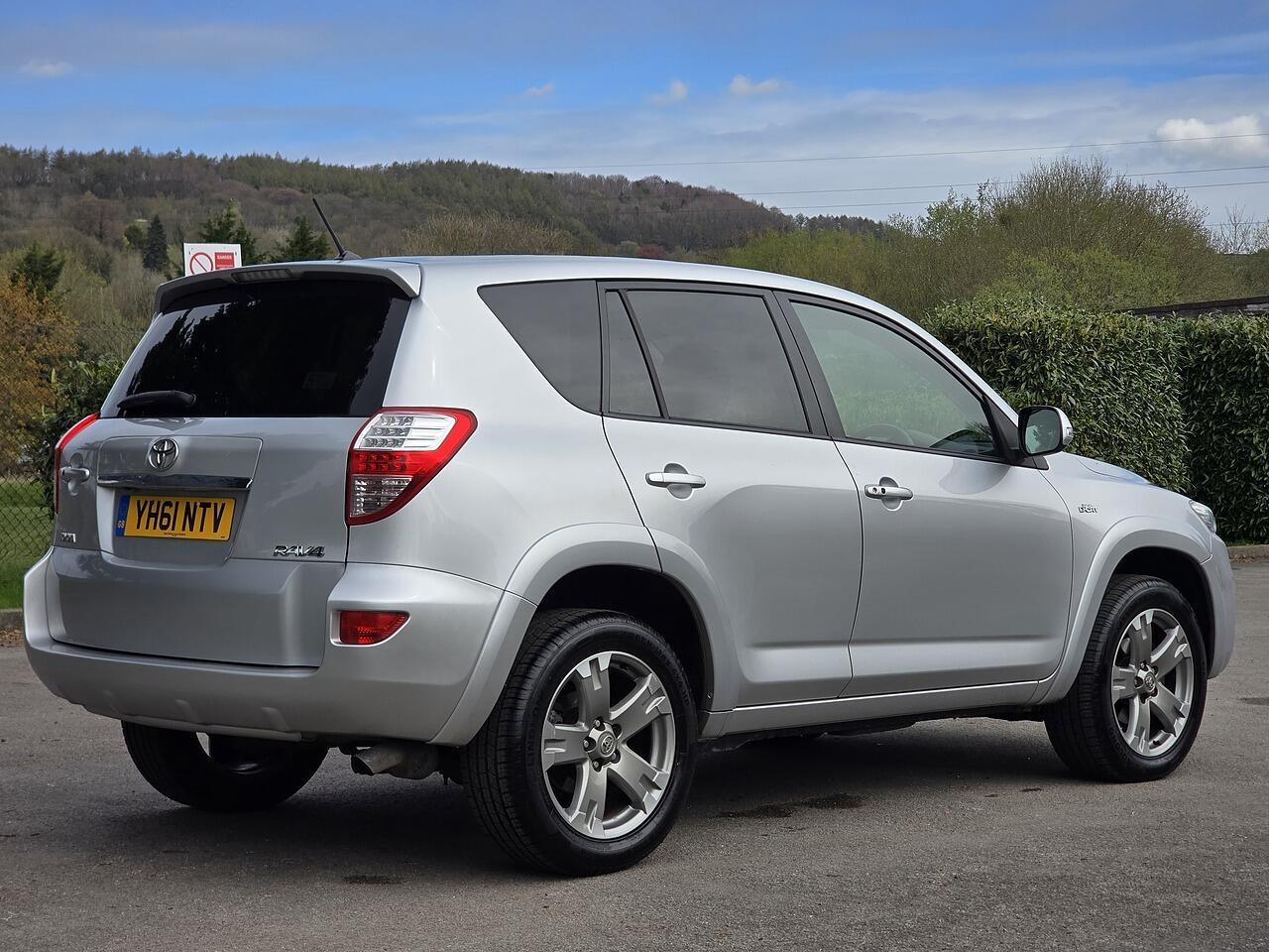 Toyota RAV4 - Image 29