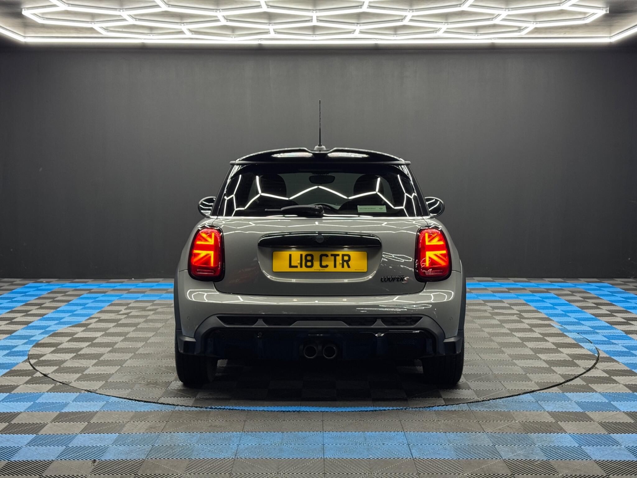 MINI Hatch - Image 6